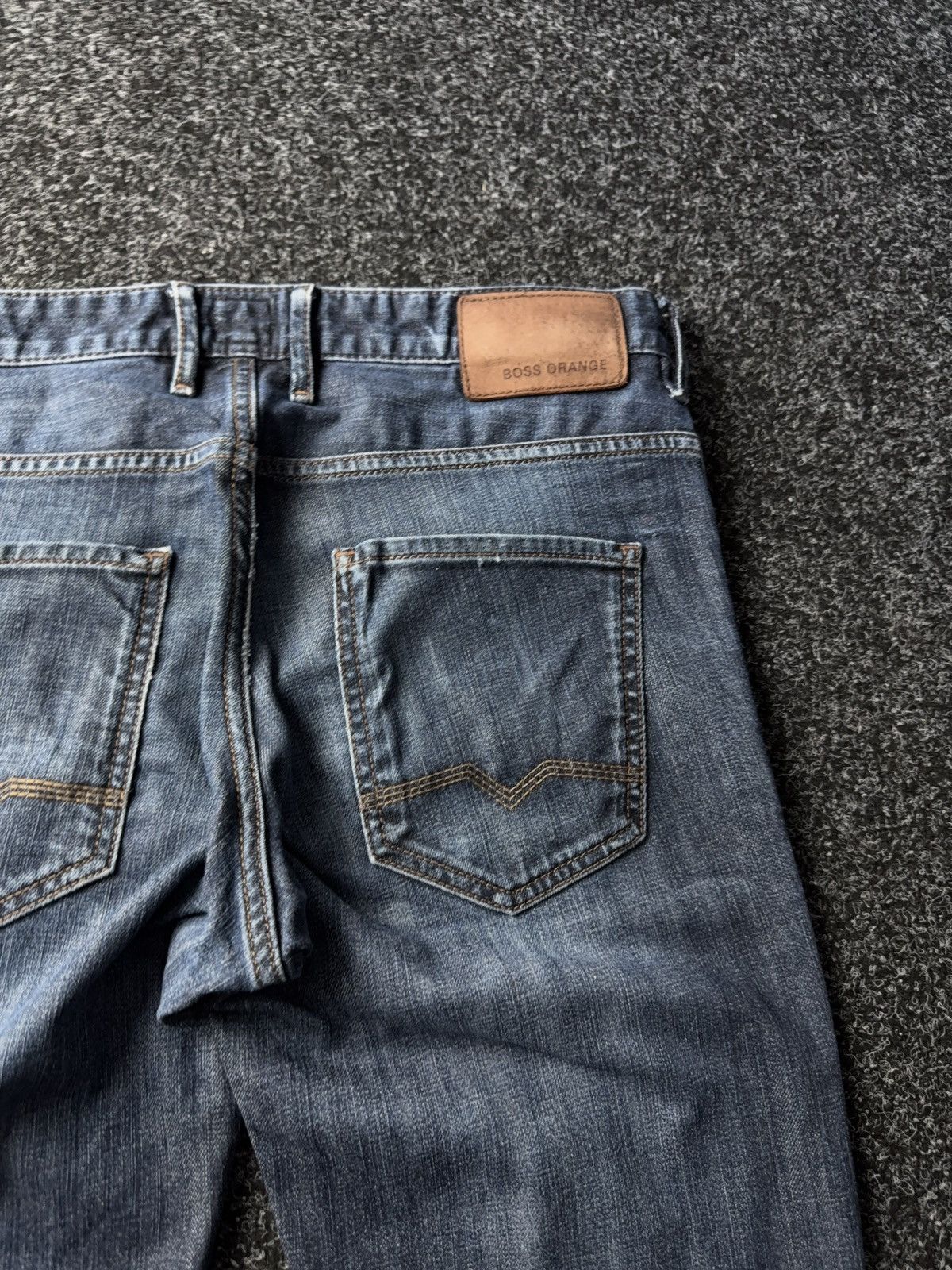 Hugo Boss Luxury Hugo Boss Distressed orange tab denim pants jeans Size US 33 - 17 Thumbnail