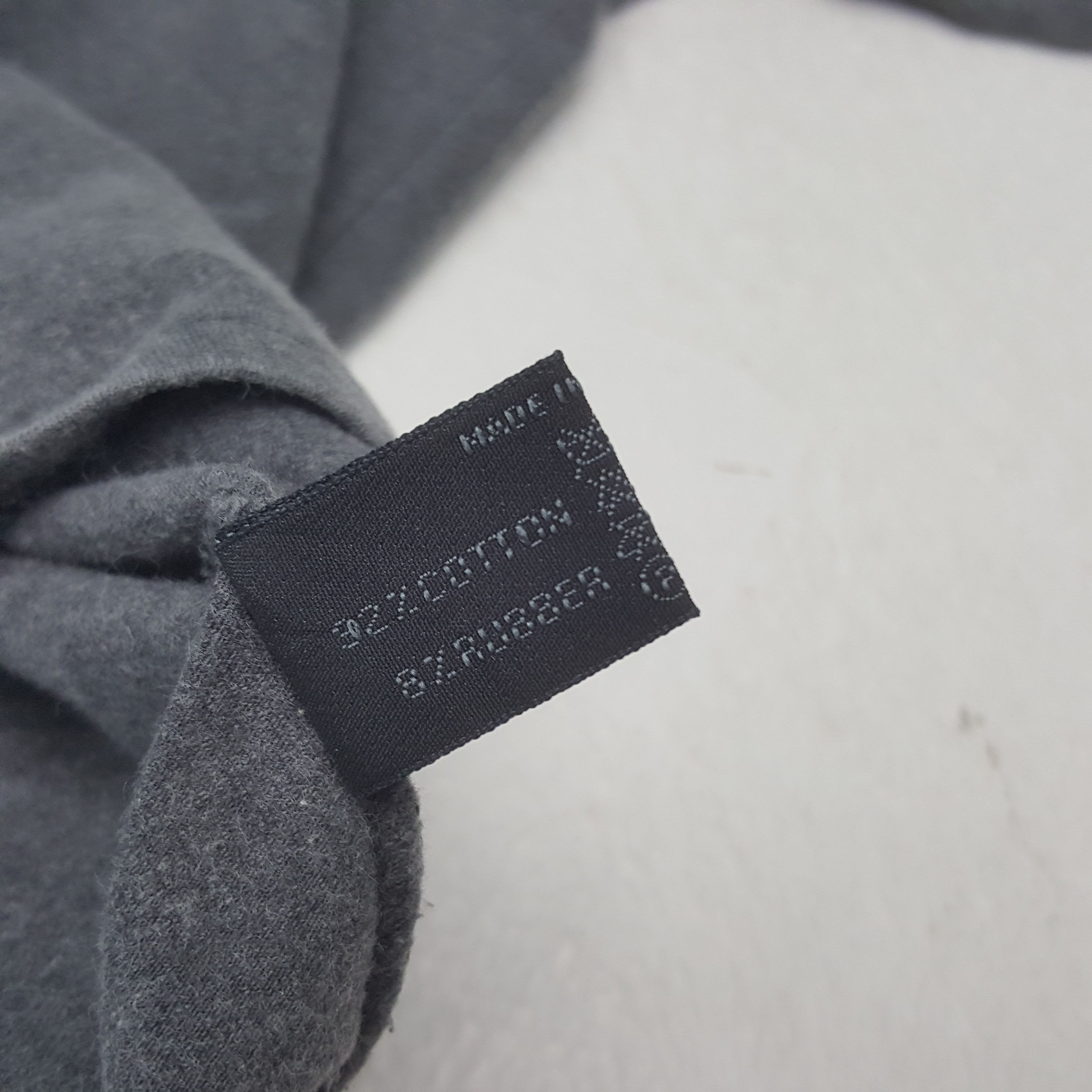Prada Vintage Prada Milano Luxury Brand Plain Luxury Tshirt RR21 Size S / US 4 / IT 40 - 4 Thumbnail