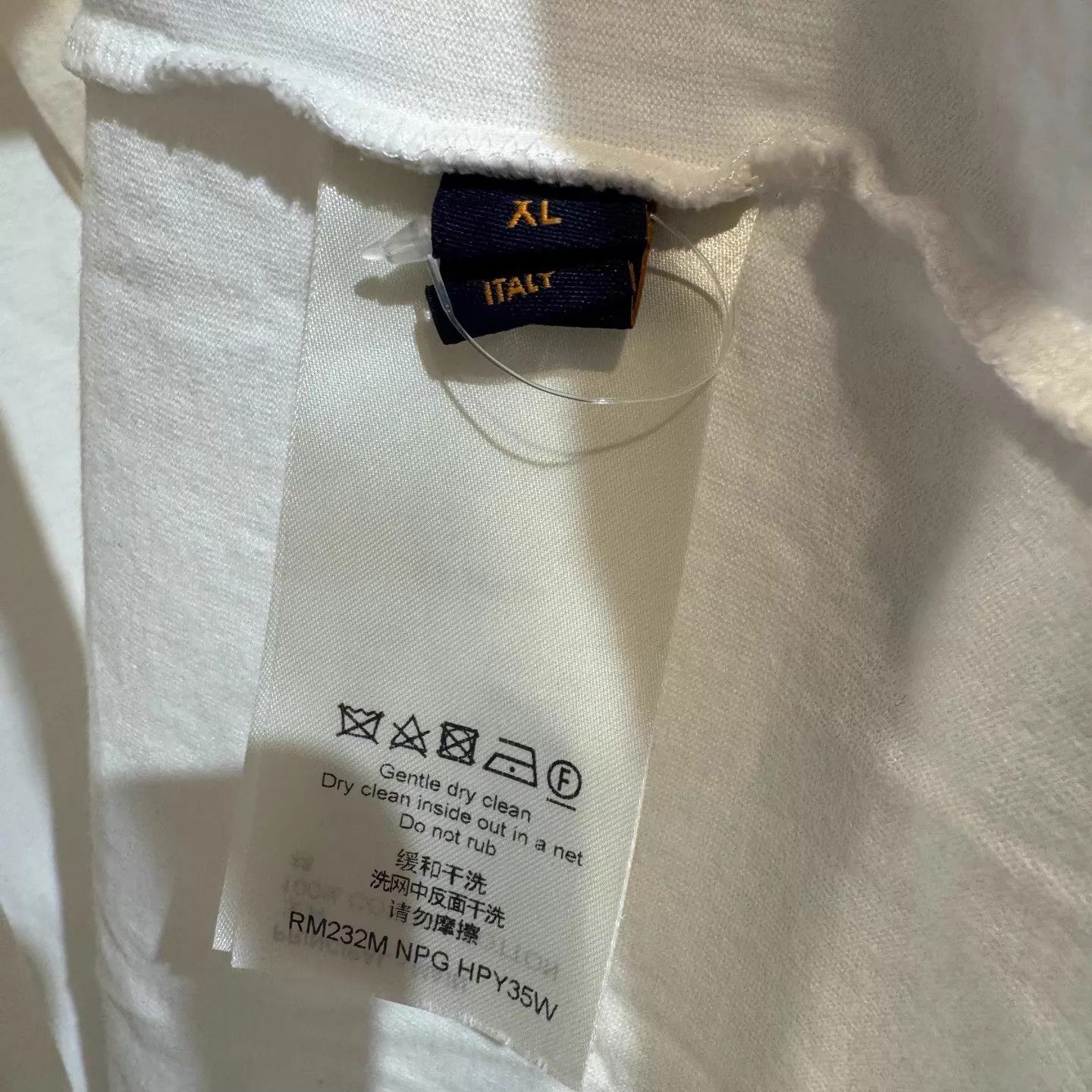 Louis Vuitton Louis Vuitton Gradient Beaded Short-Sleeve Tee XL New Size US XL / EU 56 / 4 - 2 Thumbnail