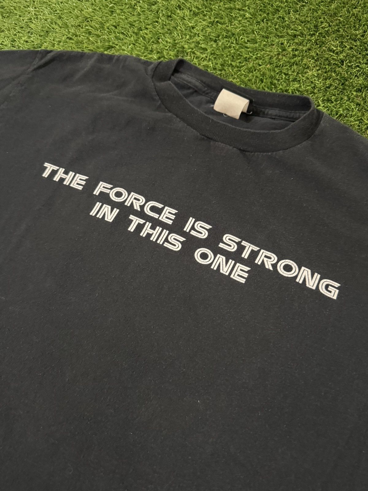 Star Wars vintage starwars ‘the force is strong in this one’ tee Size US L / EU 52-54 / 3 - 2 Thumbnail
