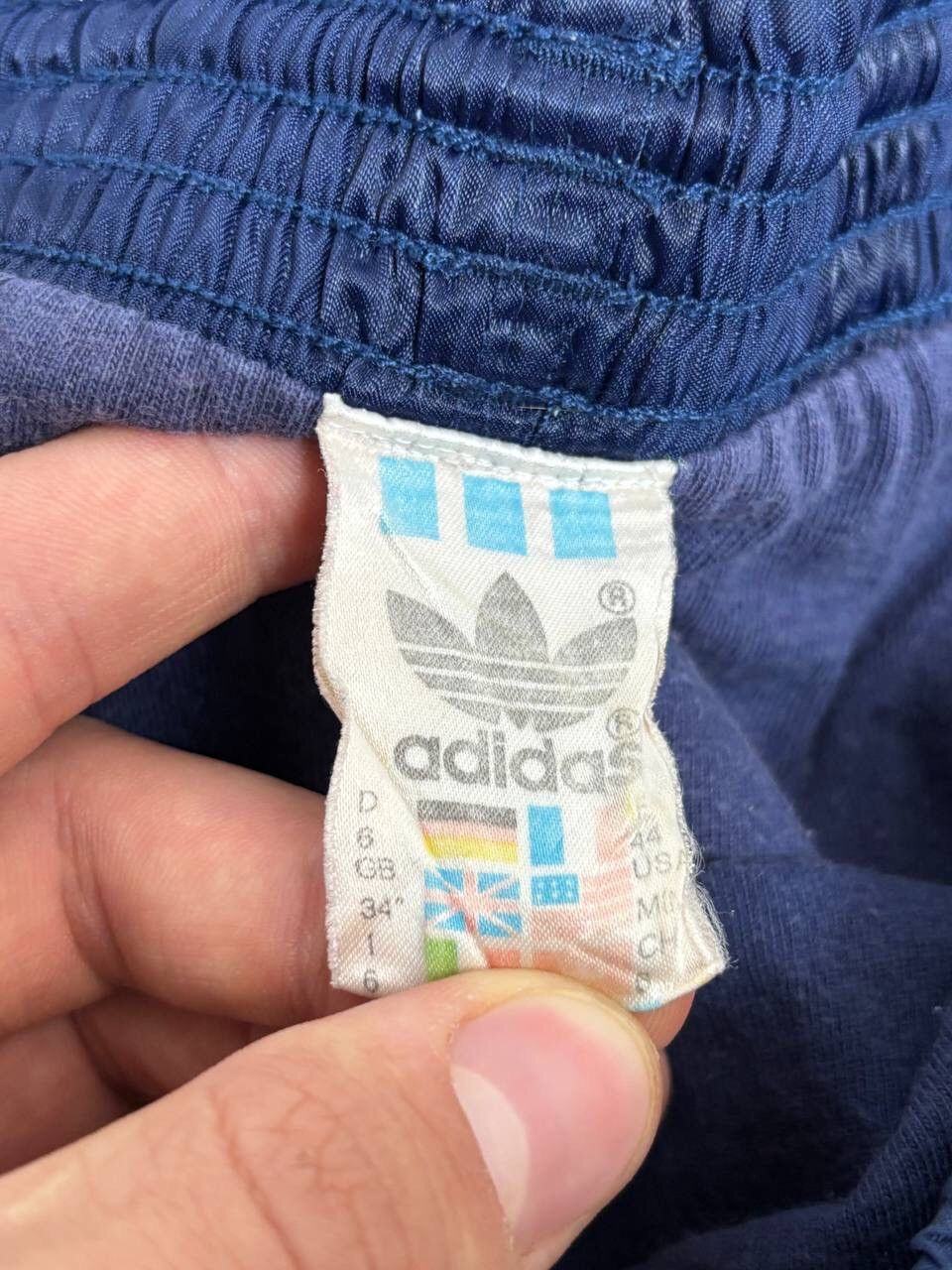 Adidas Vintage 90’s Adidas Jersey Nylon Shorts Run Athletic rare 34 Size US 34 / EU 50 - 6 Thumbnail