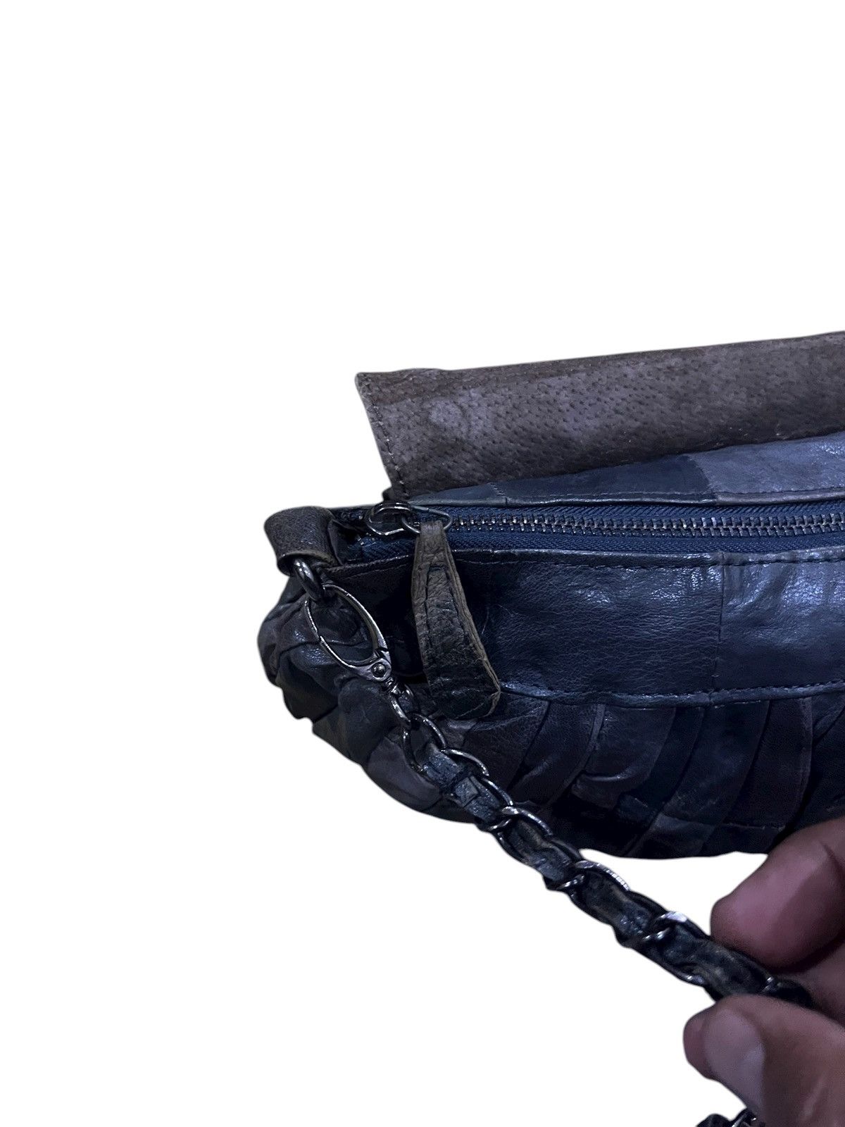 Japanese Brand vintage patchwork leather shoulder bag with skull studs Size ONE SIZE - 8 Thumbnail