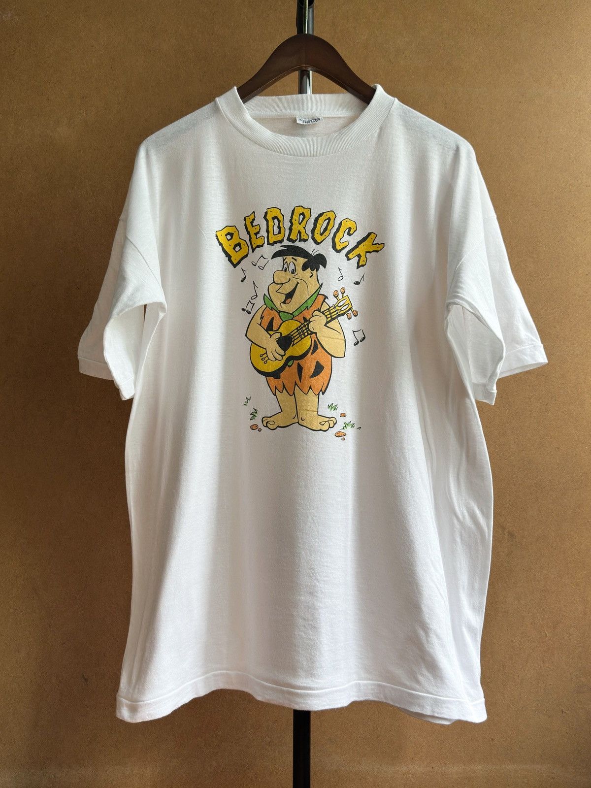 Vintage Vintage 90s Flintstones Bedrock Single Stitch Graphic Tee Size US XL / EU 56 / 4 - 1 Thumbnail
