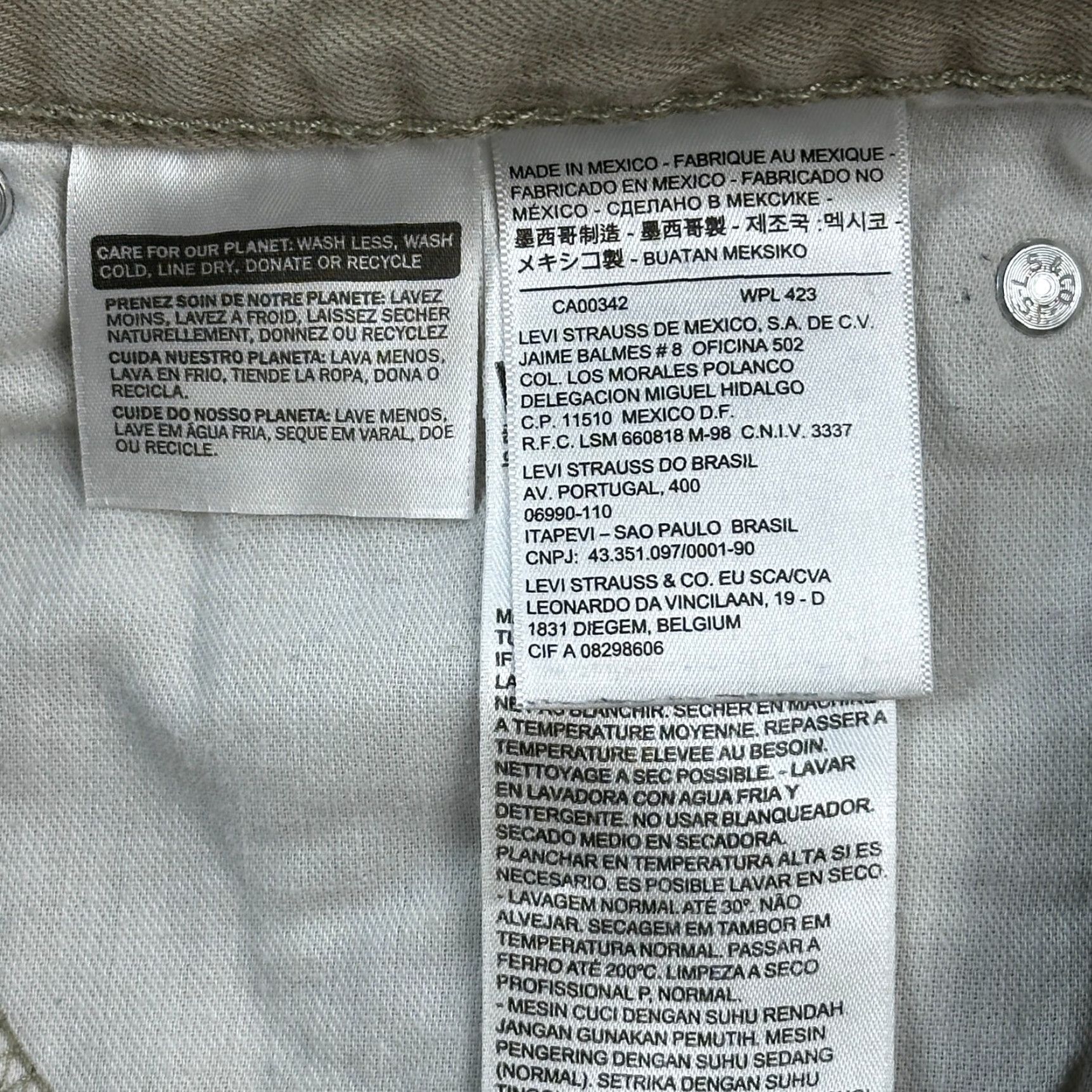 Levi's VINTAGE Levi's Pants Mens 33x32 33x31 Tan Regular Straight White Tab Casual Size US 33 - 7 Thumbnail