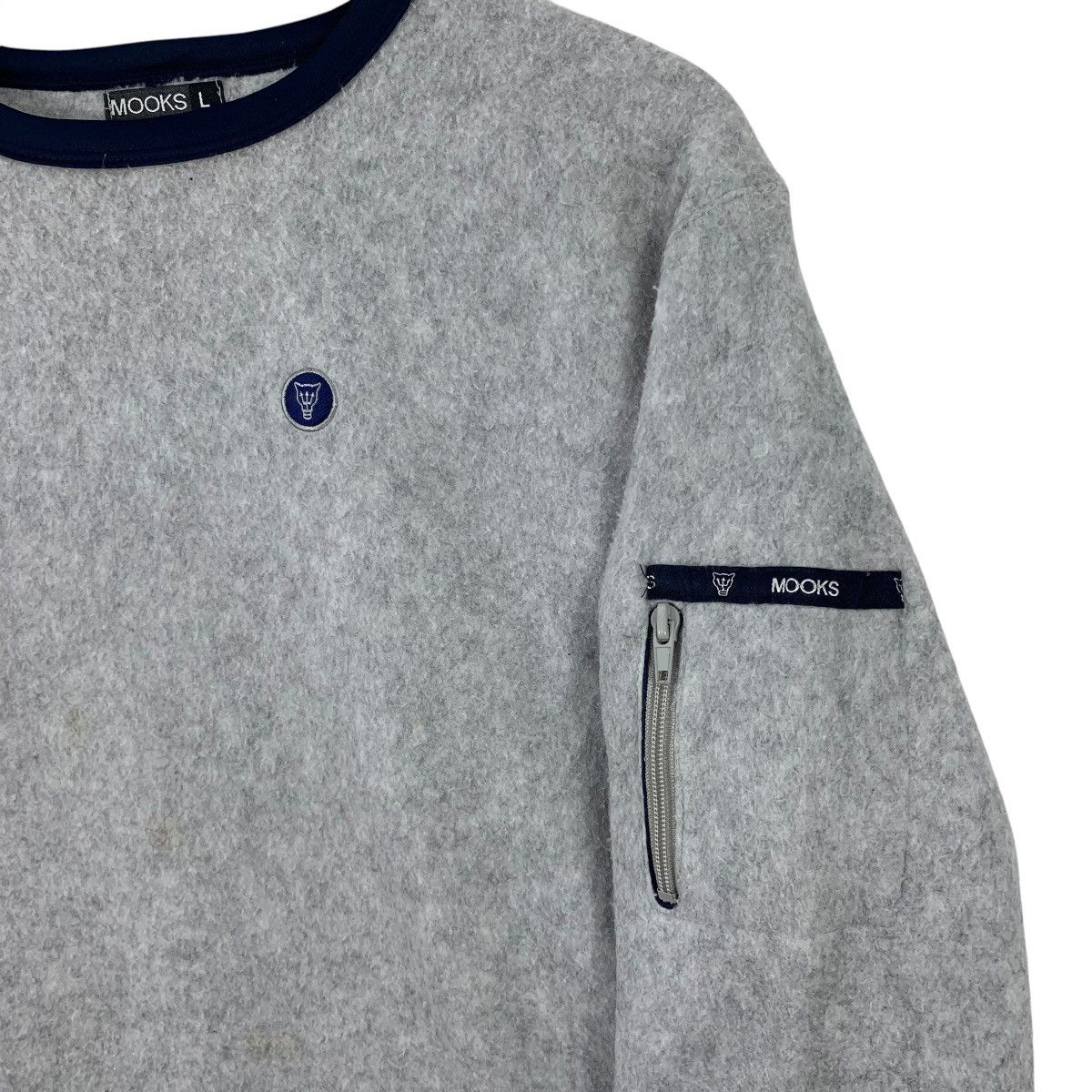 Vintage Vintage MOOKS Made In Usa Casualwear Small Logo Sweatshirt Size US L / EU 52-54 / 3 - 4 Thumbnail