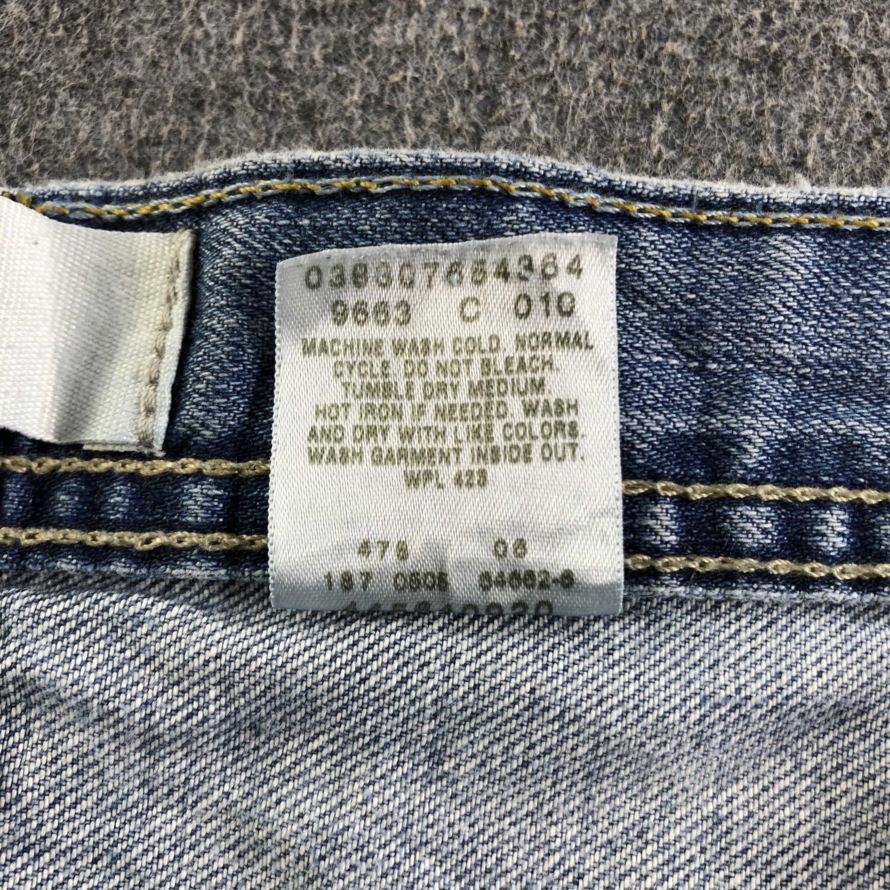 Levi's Vintage Blue Wash Levis SilverTab Jeans-J3457 Size US 35 - 10 Thumbnail