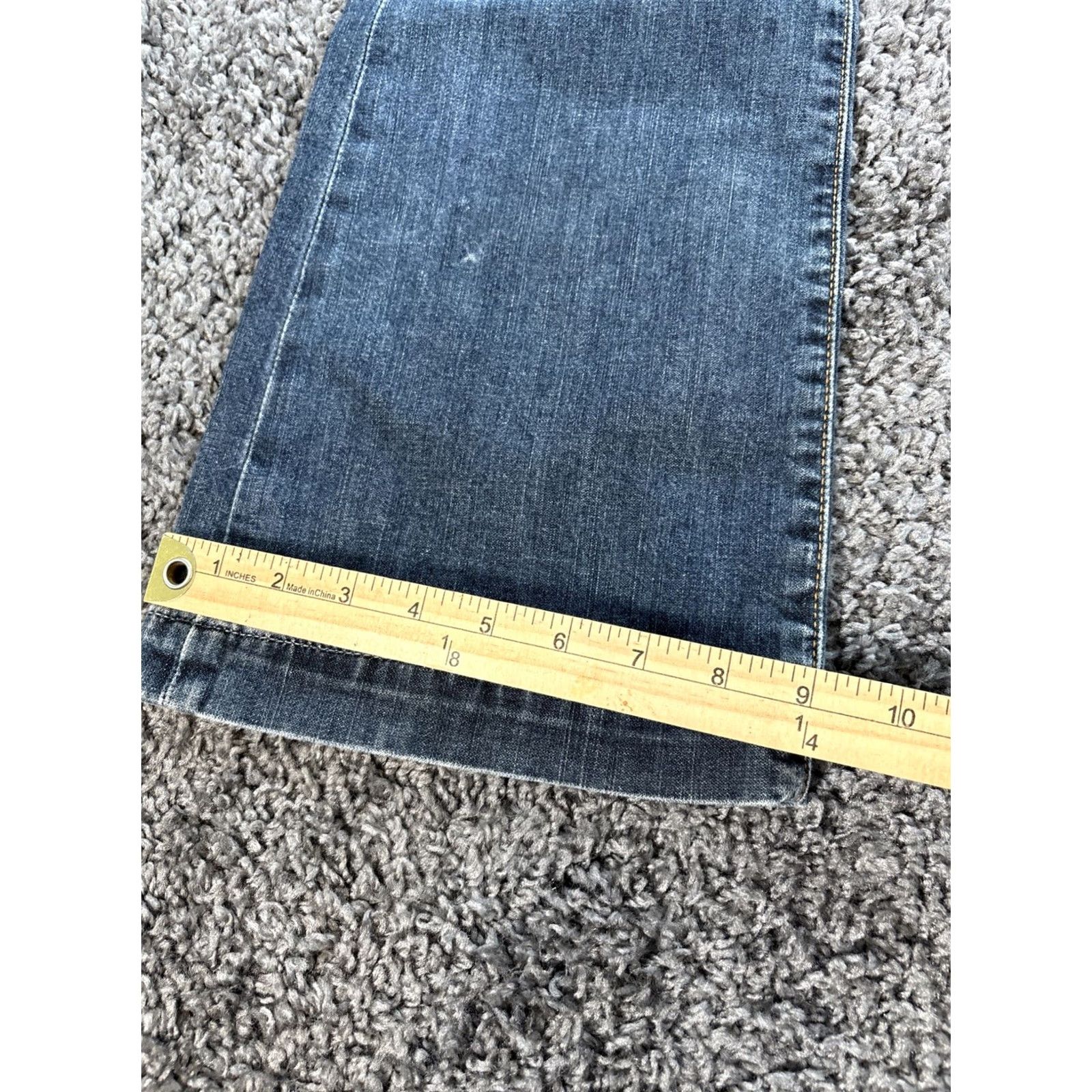 Gap Gap Jeans Bootcut Womens 32x33 Regular Denim Blue Stretch USA Made in USA Jeans Women Bootcut 32 Inseam 33 Color Blue Modern Bootcut Style USA Theme Size 24" / US 00 / IT 34 - 3 Thumbnail