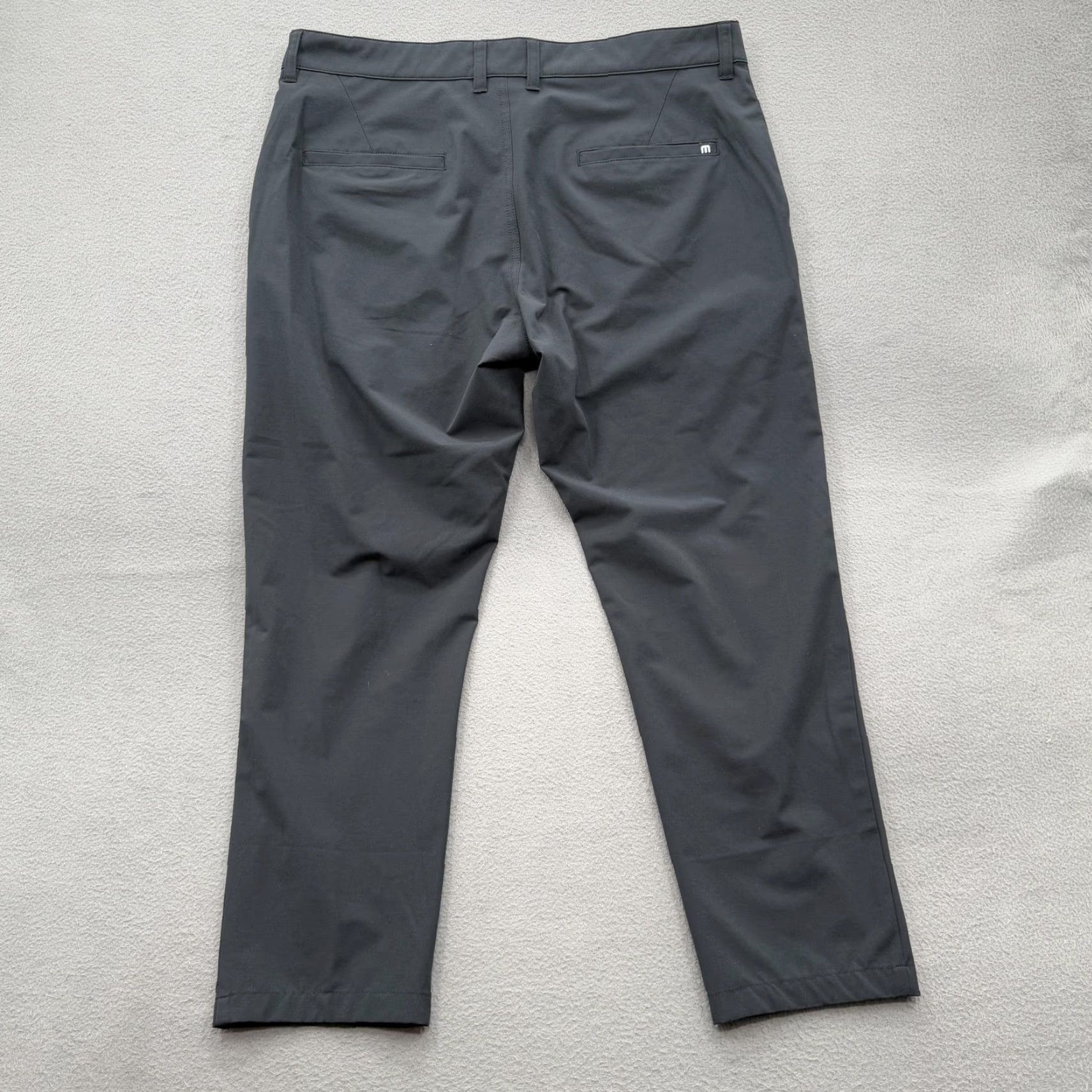 TravisMathew TravisMathew Pants Mens L 35 Black Stretch Performance Golf Chino Lightweight Tech Size US 33 - 2 Thumbnail