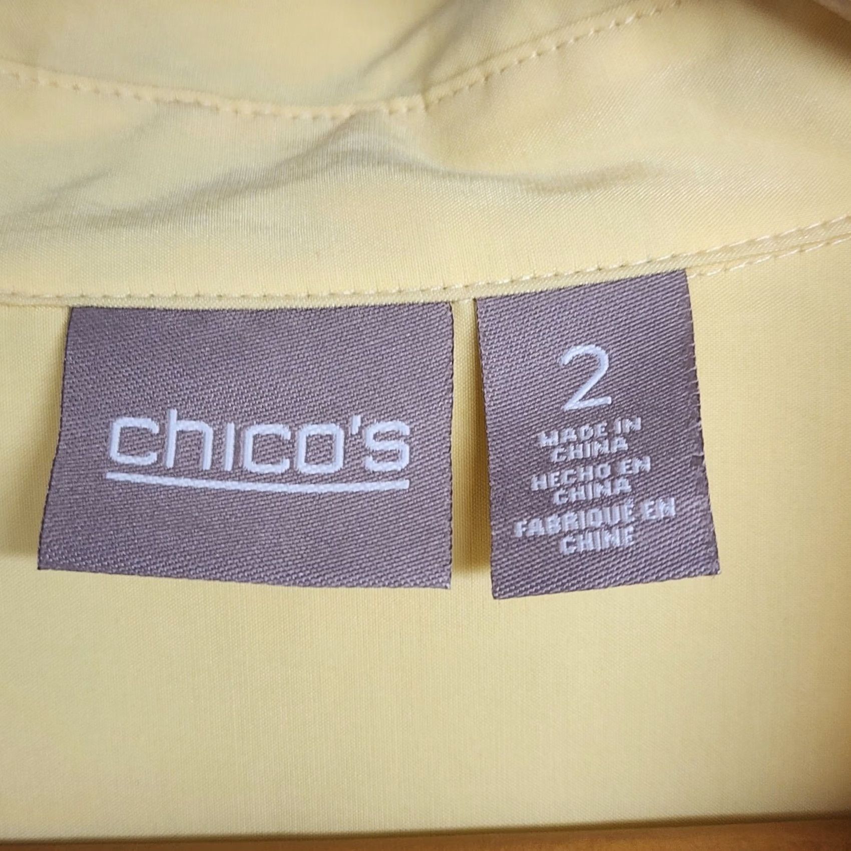 Vintage Chico'S Womens Size 2 US Large Yellow Button Front Blouse Long Sleeve Shirt Size L / US 10 / IT 46 - 3 Thumbnail