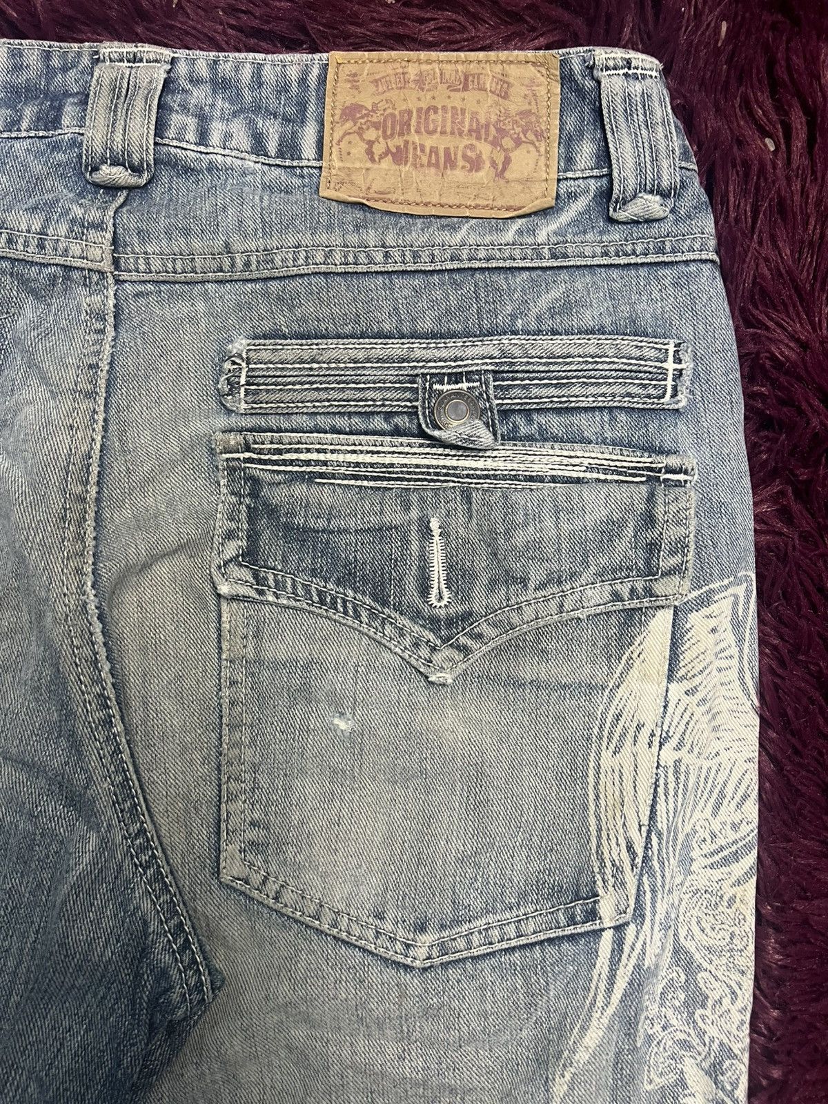 Japanese Brand Y2K Winged Skull Graphic Jeans Japanese Streetwear Denim(45) Size US 33 - 11 Thumbnail