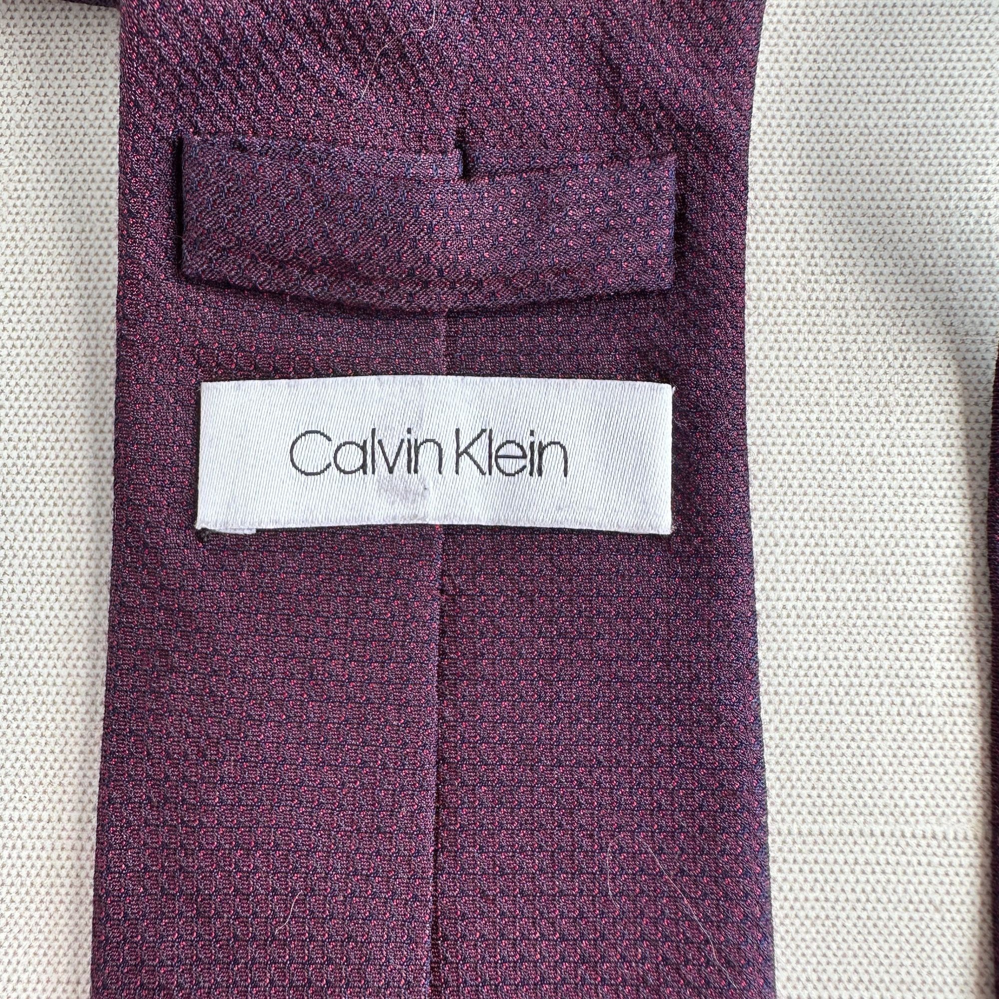 Calvin Klein Calvin Klein Men’s Tie Burgundy Slim 58” x 2.5” Textured Sil Size ONE SIZE - 4 Thumbnail