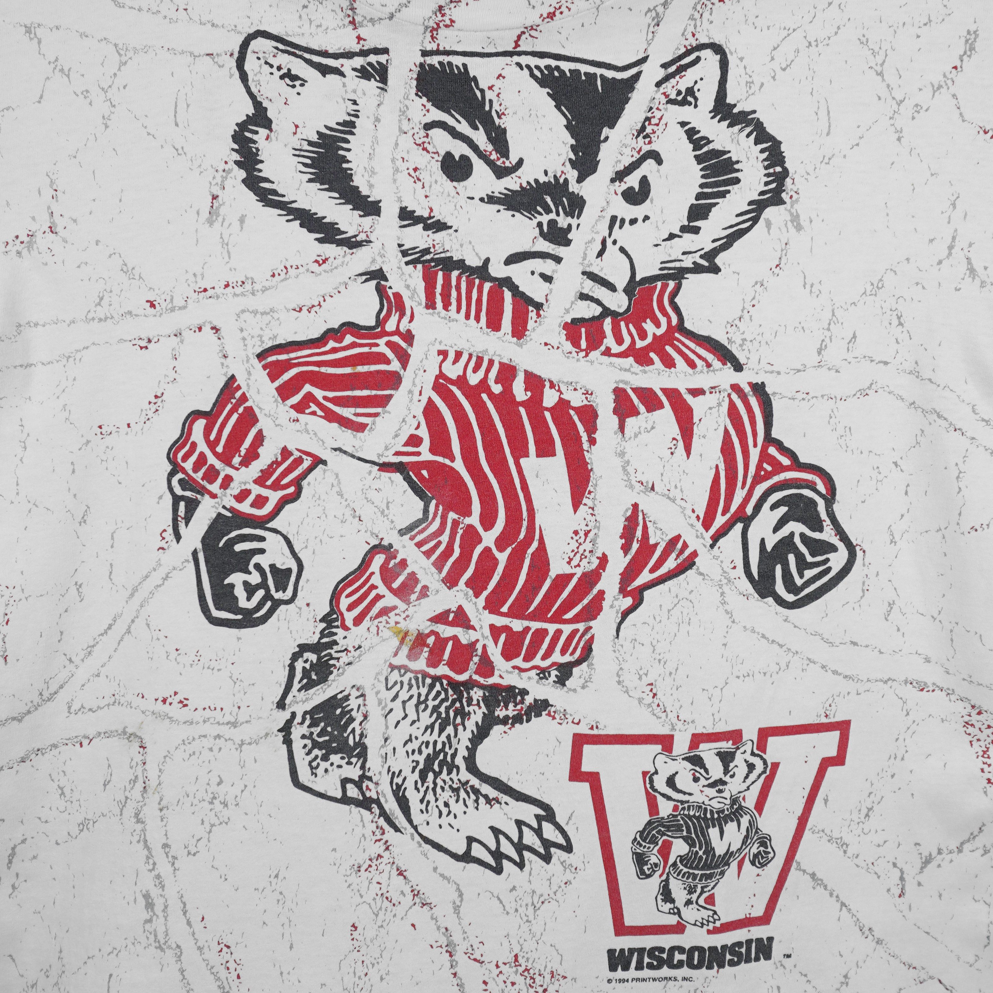 NCAA Wisconsin Badgers All Over Print T-Shirt 1994 Size US L / EU 52-54 / 3 - 3 Thumbnail