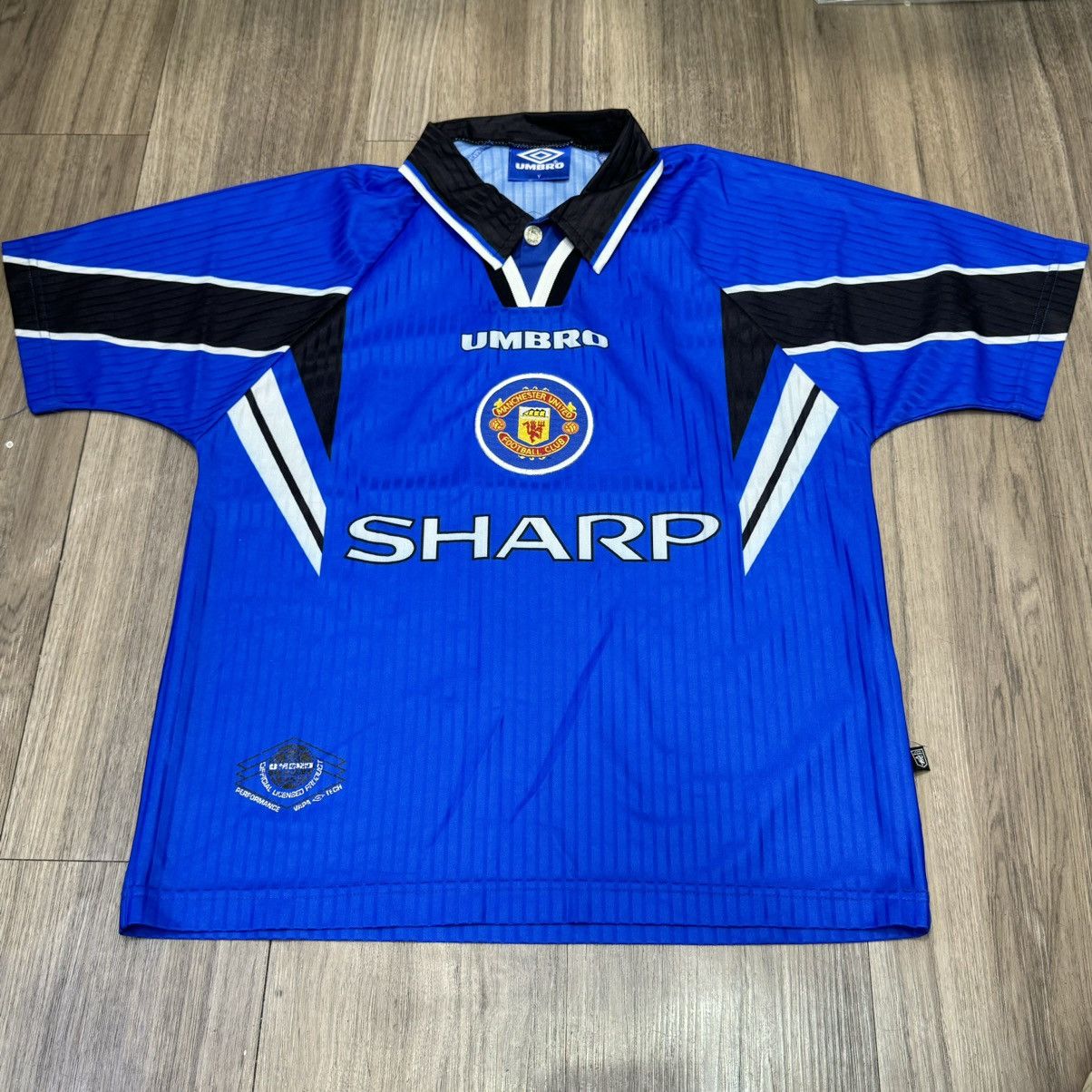 Umbro Manchester united 96/98 third away shirt Size US S / EU 44-46 / 1 - 1 Thumbnail