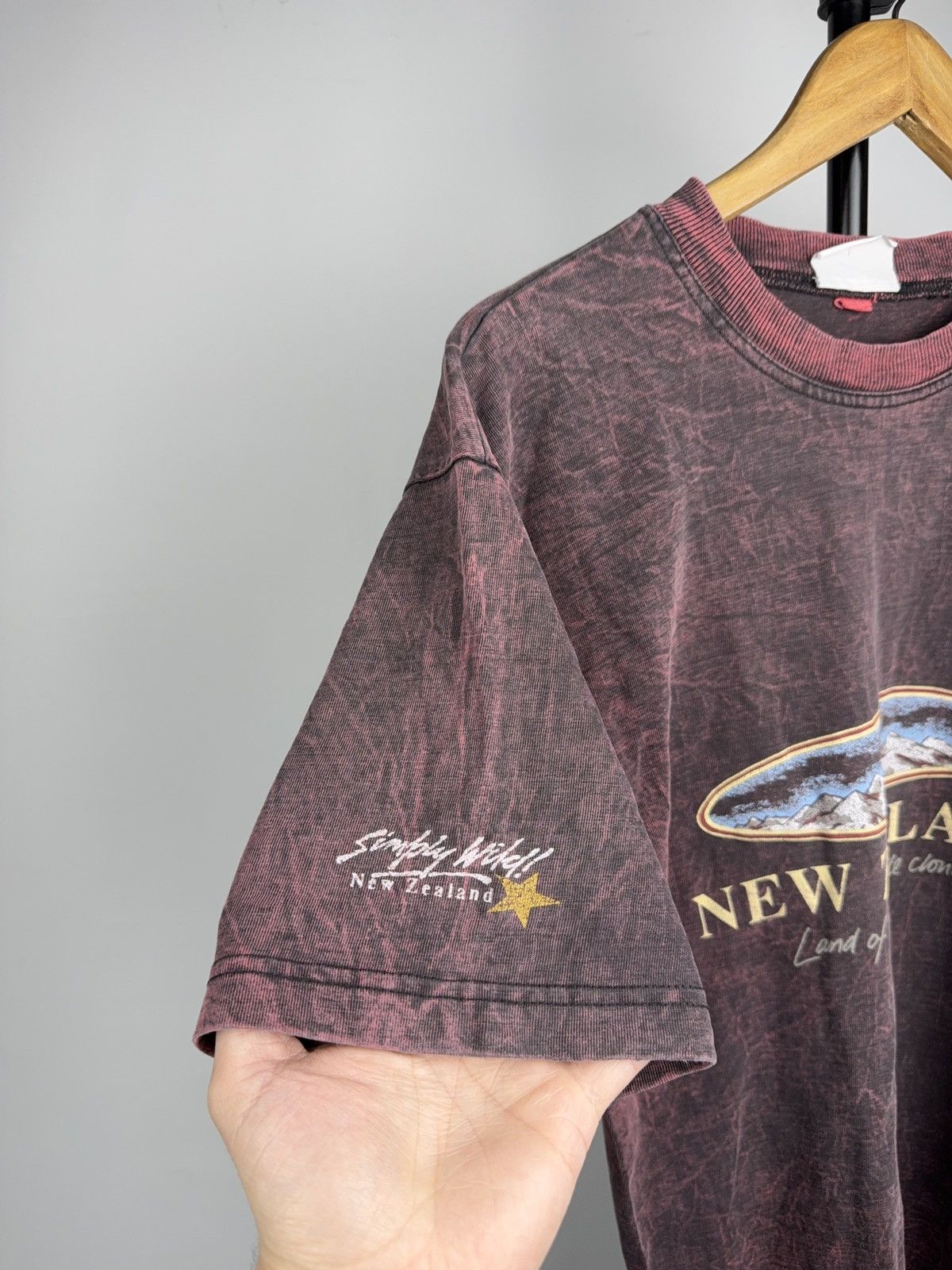 Vintage Vintage 90s New Zealand Souvenir Graphic T-Shirt Acid Wash Size US S / EU 44-46 / 1 - 7 Thumbnail