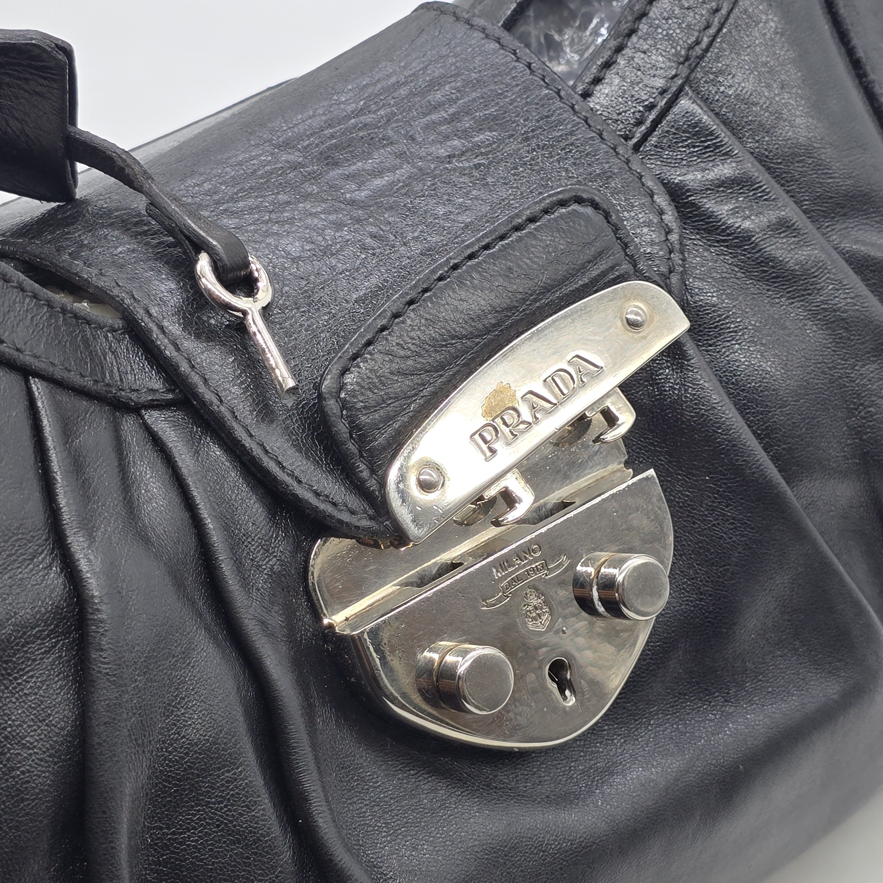 Prada Prada - Vitello Moon Shoulder Bag Size ONE SIZE - 12 Thumbnail