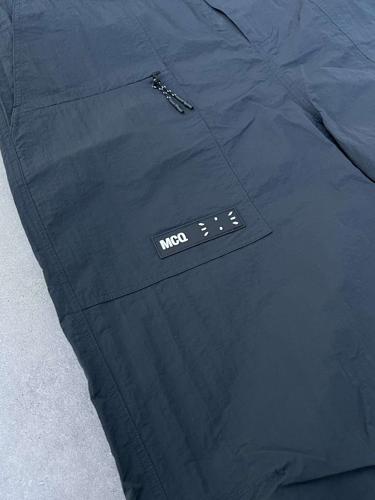 Alexander McQueen × MCQ !DS! AW22 Alexander Mcqueen Jack Lounge Navy Track Pants Size US 32 / EU 48 - 7 Thumbnail