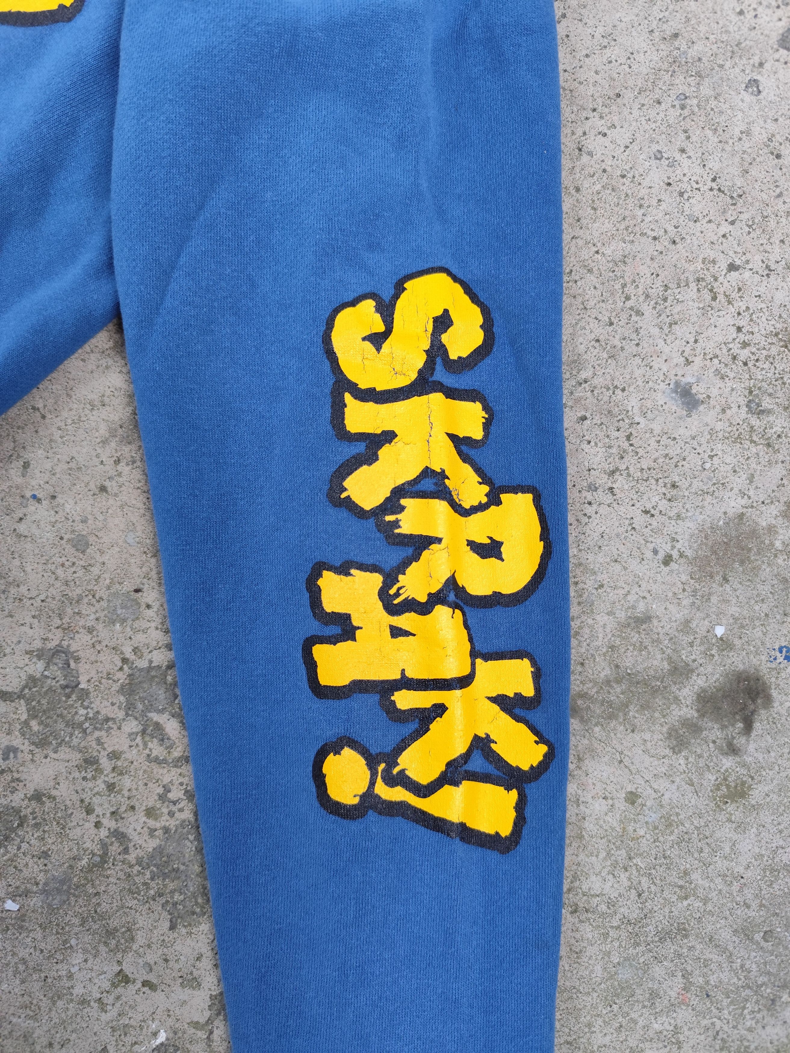 Bape Vintage 2005 Bape "BAPE MAN" Hoodie Size US S / EU 44-46 / 1 - 4 Thumbnail