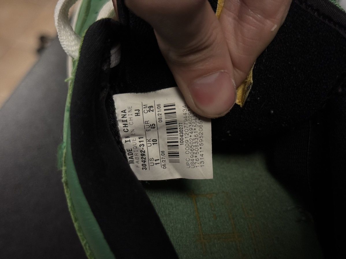Nike Size 11 - Nike SB Dunk Low Pro Taxi Series - Tokyo 2006 Size US 11 / EU 44 - 11 Thumbnail