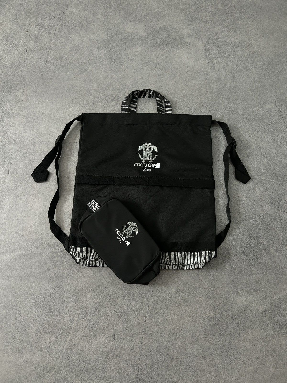 Roberto Cavalli ❗️OFFER❗️Roberto Cavalli Uomo Back Pack + Cosmetics bags new Size ONE SIZE - 1 Thumbnail