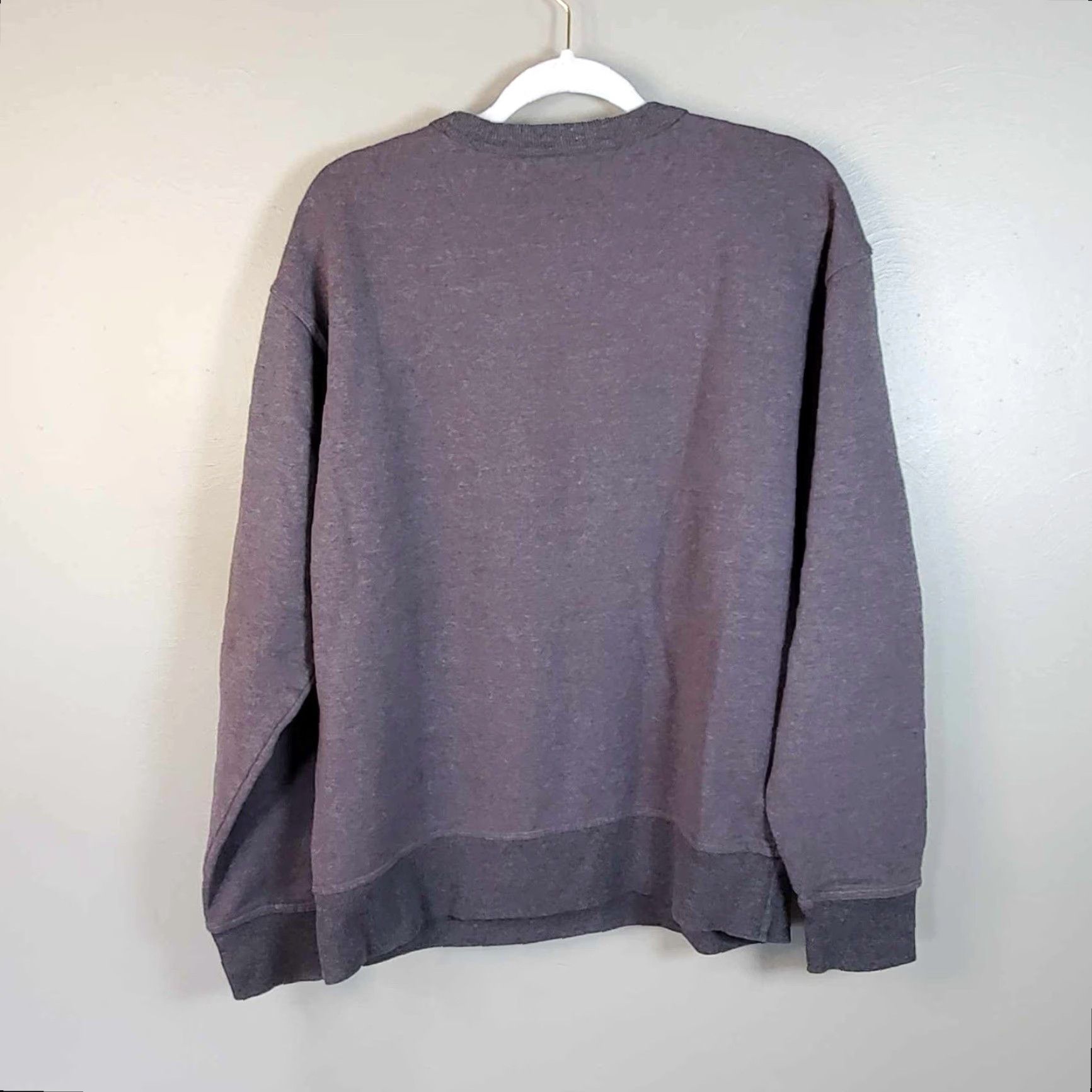 Champion VINTAGE? No, it's not vintage. Champion Sweater Mens Large Gray Pullover Heavy Cotton Long Sleeve L Size US L / EU 52-54 / 3 - 7 Thumbnail