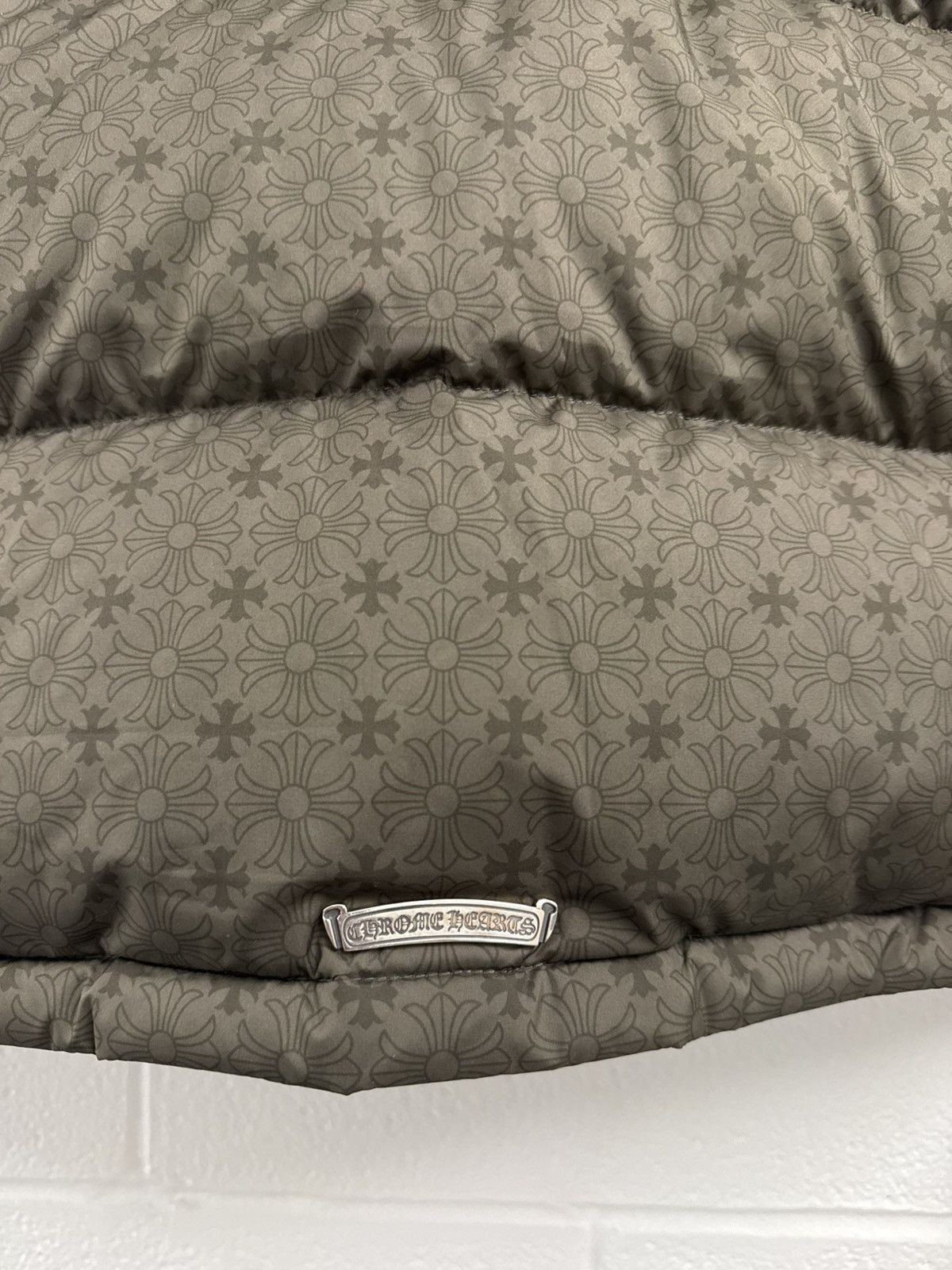 Chrome Hearts Chrome Hearts Monogram Puffer Jacket Olive Green XL Size US XL / EU 56 / 4 - 7 Thumbnail