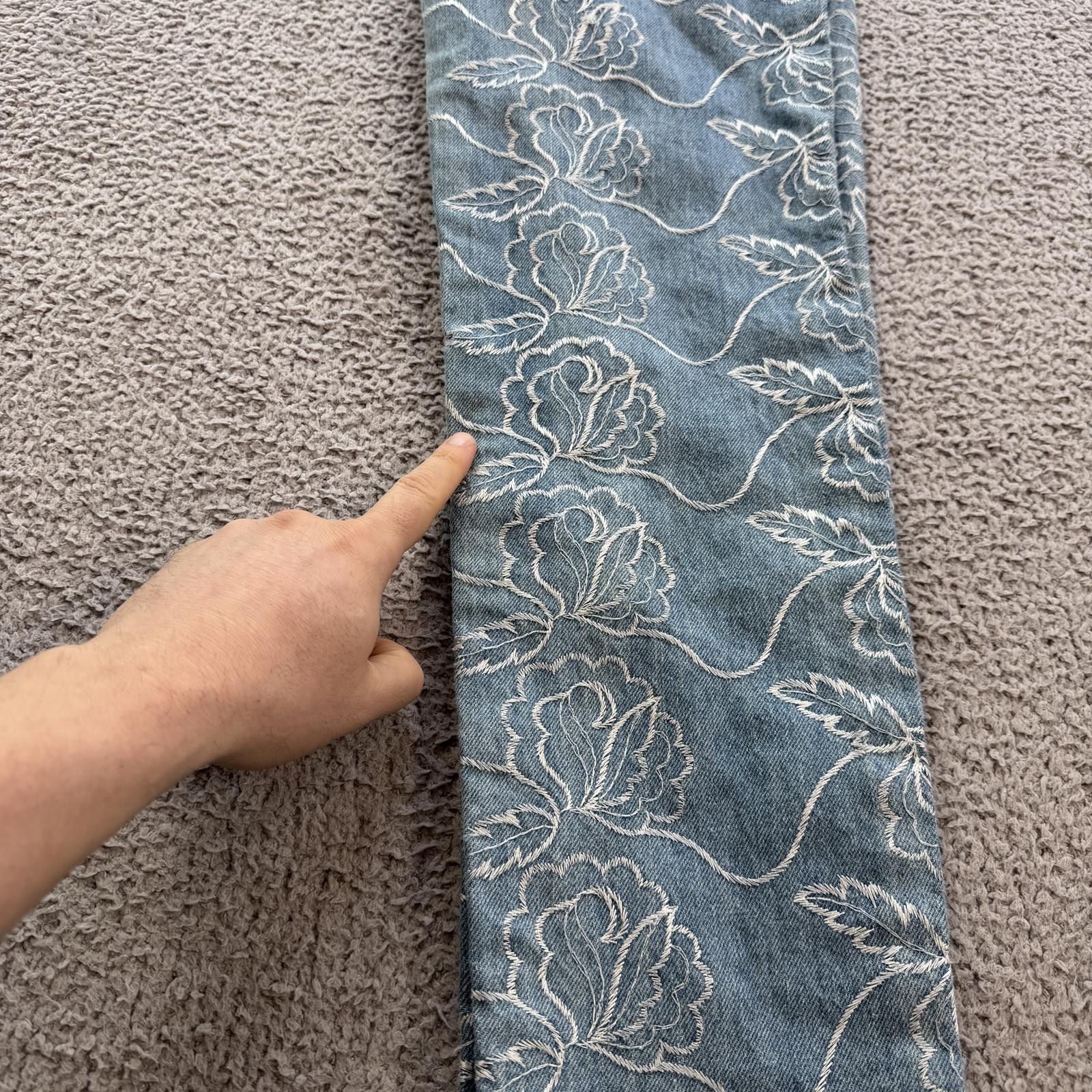 Other Vintage Oxygen Floral Embroidered Jeans Womens 25 Y2K Blue Size 25" / US 0 / IT 36 - 8 Thumbnail