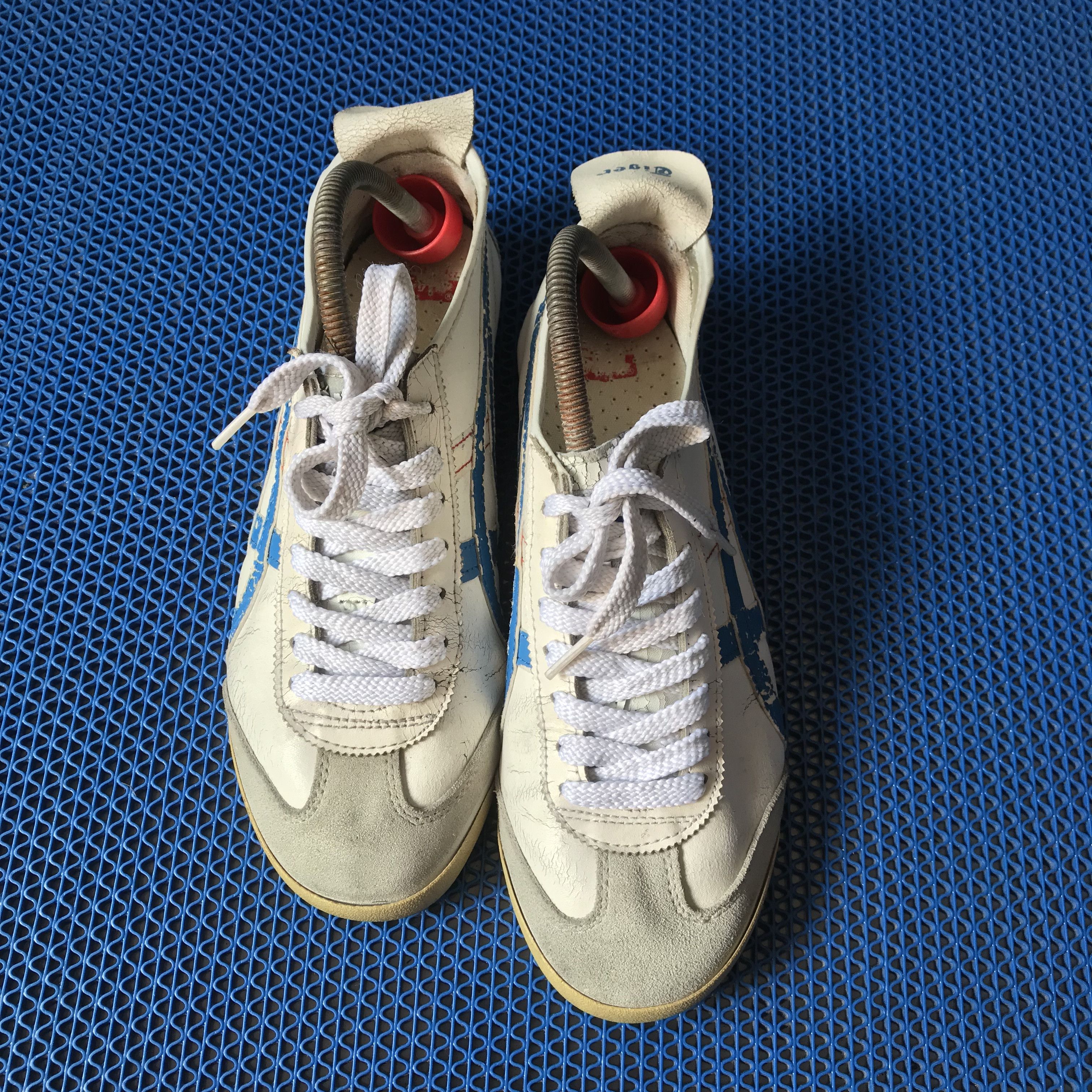 Onitsuka Tiger Onitsuka Tiger MEXICO 66 White Blue French Stripe Used Size US 9 / EU 42 - 5 Thumbnail