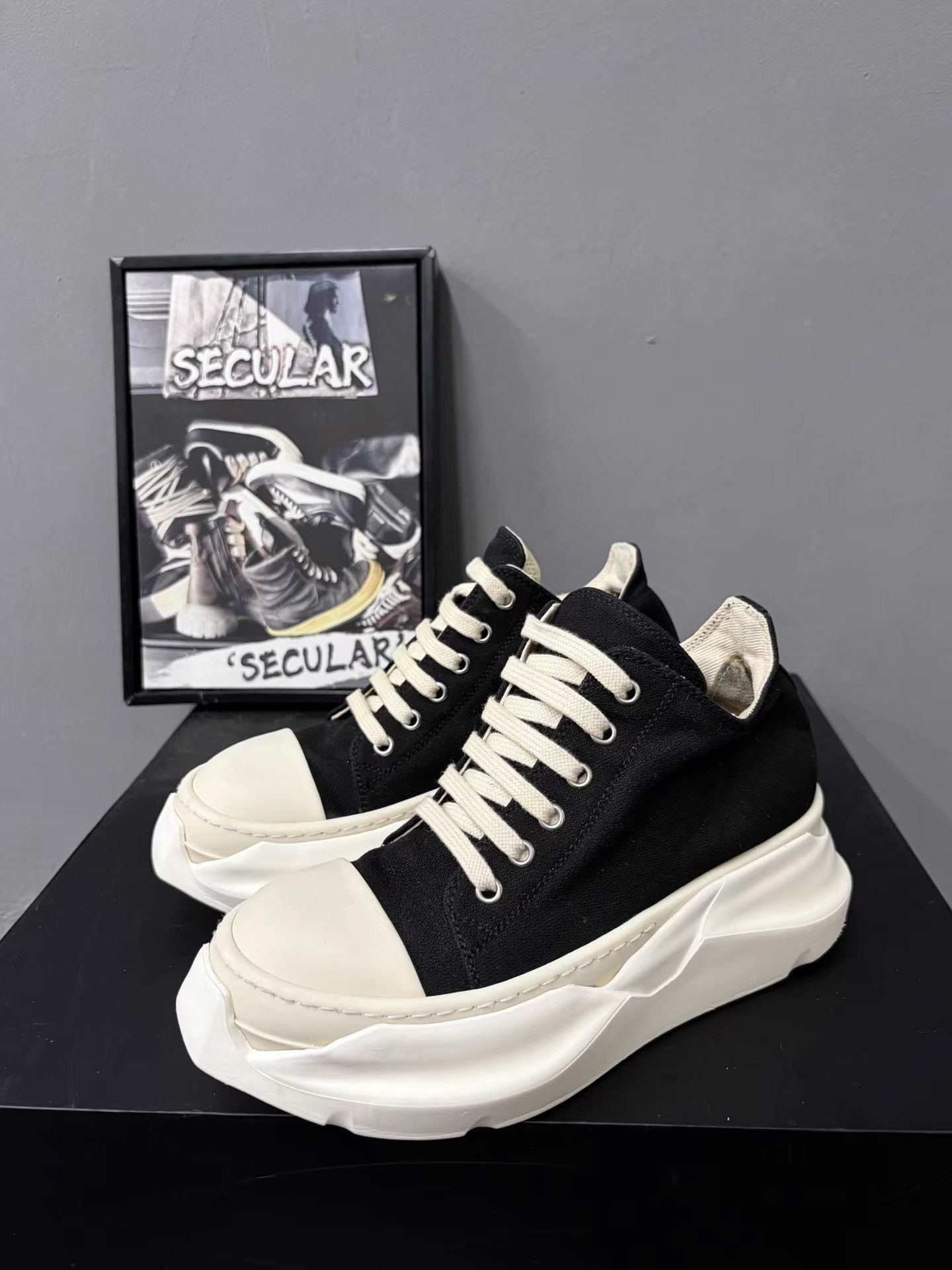 Rick Owens Rick Owens Black White Tank Sole Low Ramones K34 Size US 6 / IT 36 - 3 Thumbnail