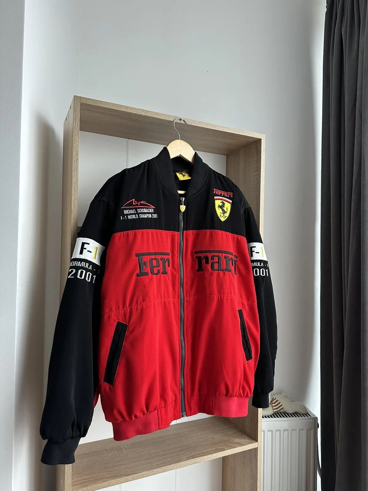 Ferrari × Formula 1 Vintage Ferrari Racing Red Formula Uno Jacket Size US M / EU 48-50 / 2 - 24 Thumbnail