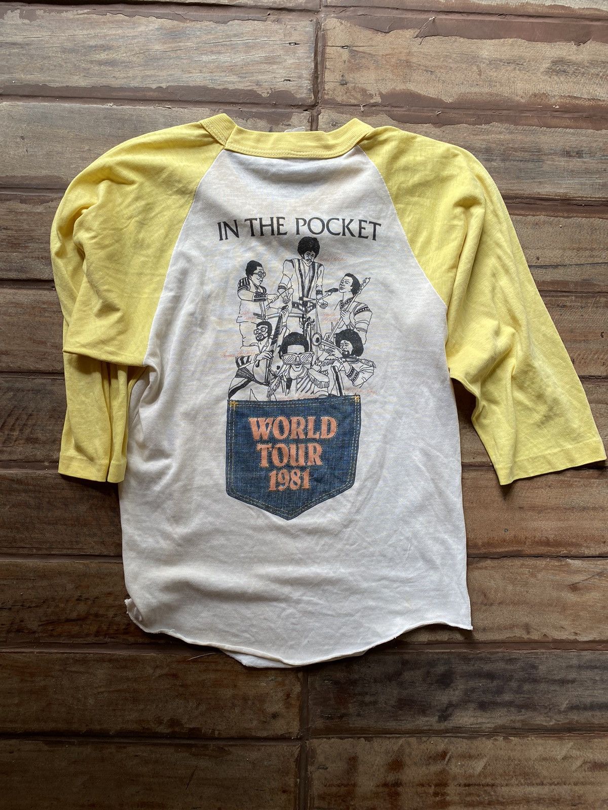 Band Tees × Vintage Vintage 1981 Commodores World Tour T shirts Size US M / EU 48-50 / 2 - 4 Thumbnail