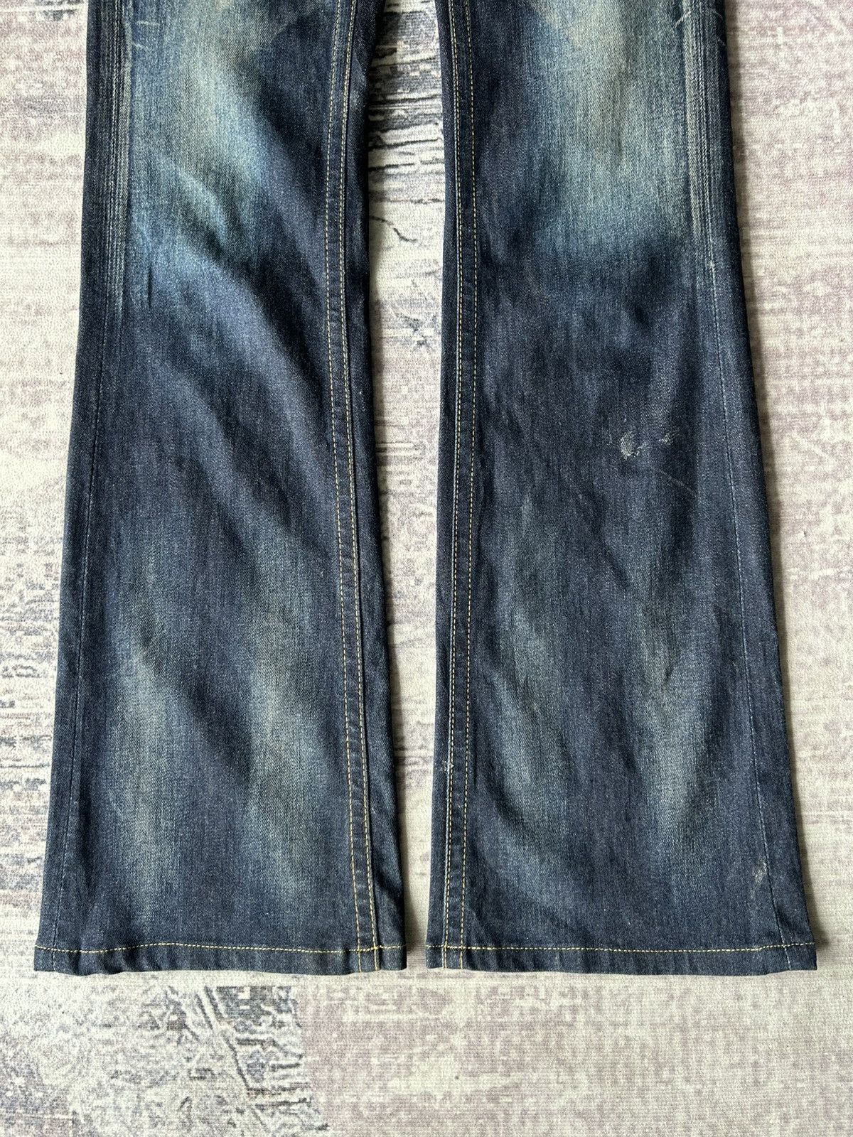 Tornado Mart Rush Hour Flared Mudwash Jeans Size US 31 - 6 Thumbnail
