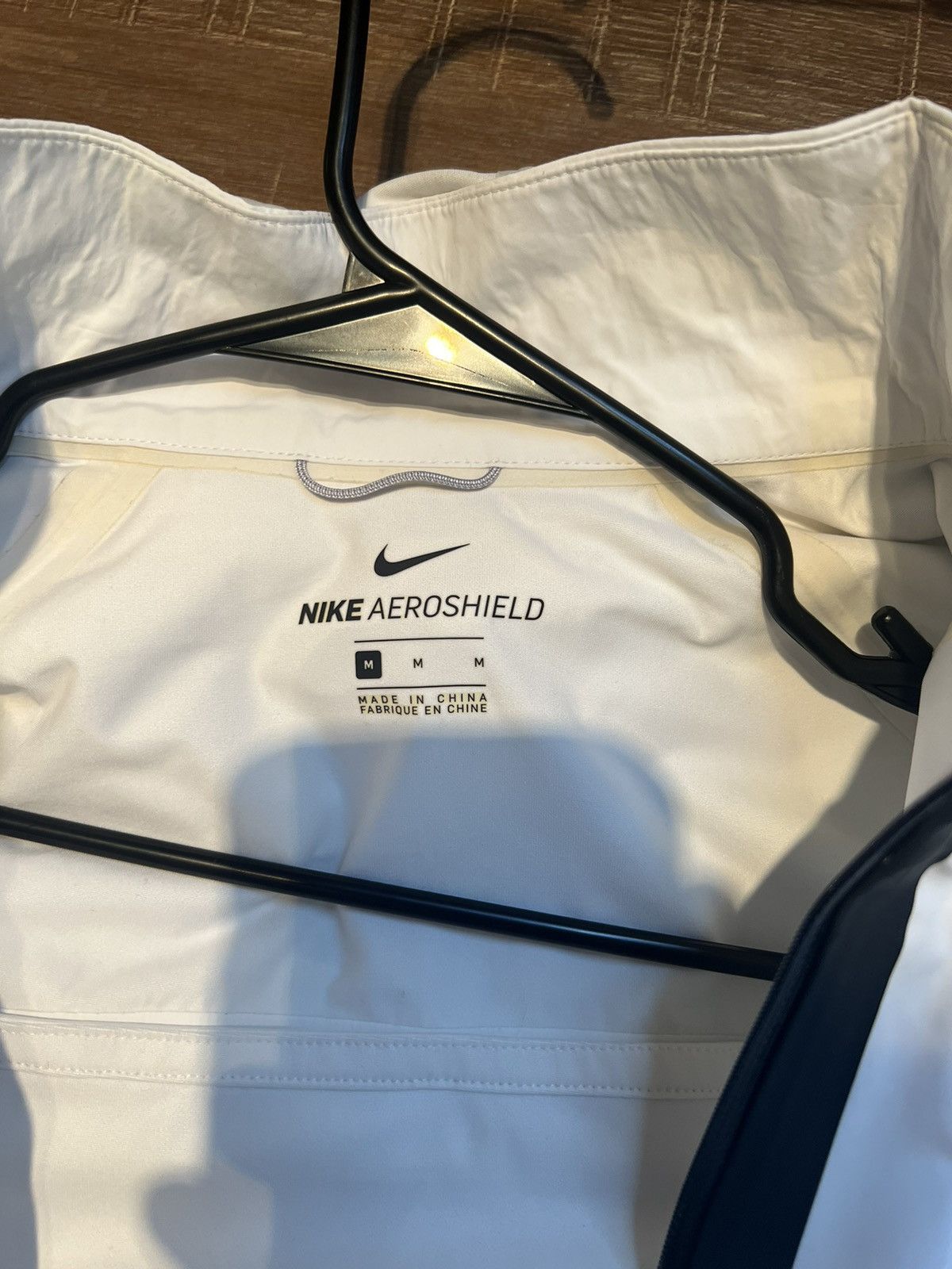 Nike Nike Aeroshield Run Jacket With Hood Size Medium White Size US M / EU 48-50 / 2 - 7 Thumbnail