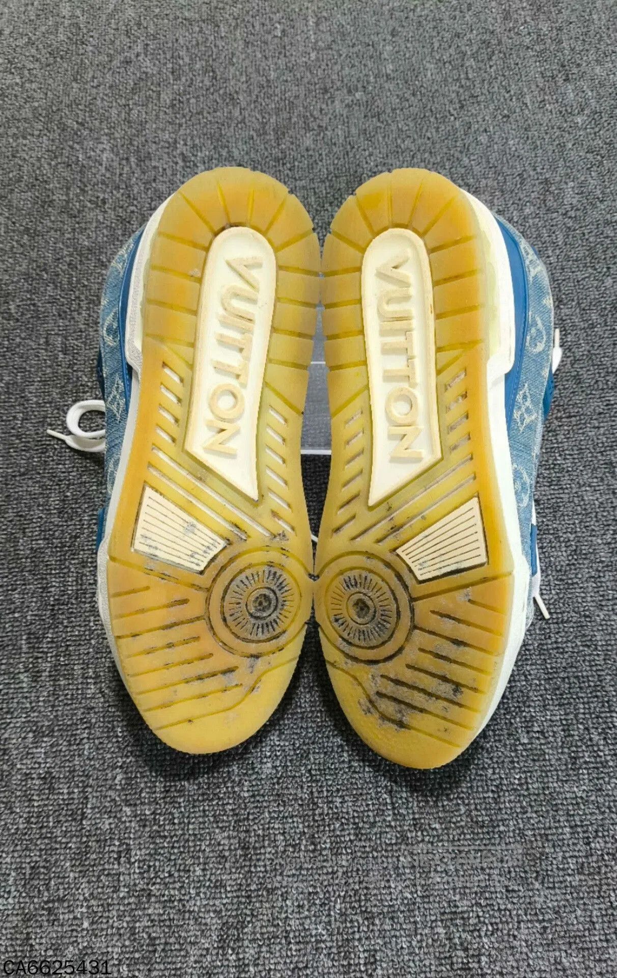Louis Vuitton Louis Vuitton Blue Denim Trainer. Size US 6 / EU 39 - 7 Thumbnail