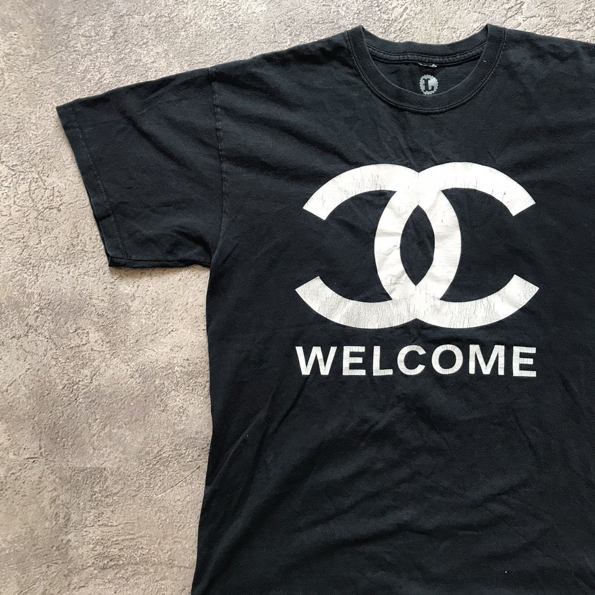 Vintage Vintage Y2K Parody Logo Graphic Tee Streetwear Swag Slim L Size US L / EU 52-54 / 3 - 2 Thumbnail