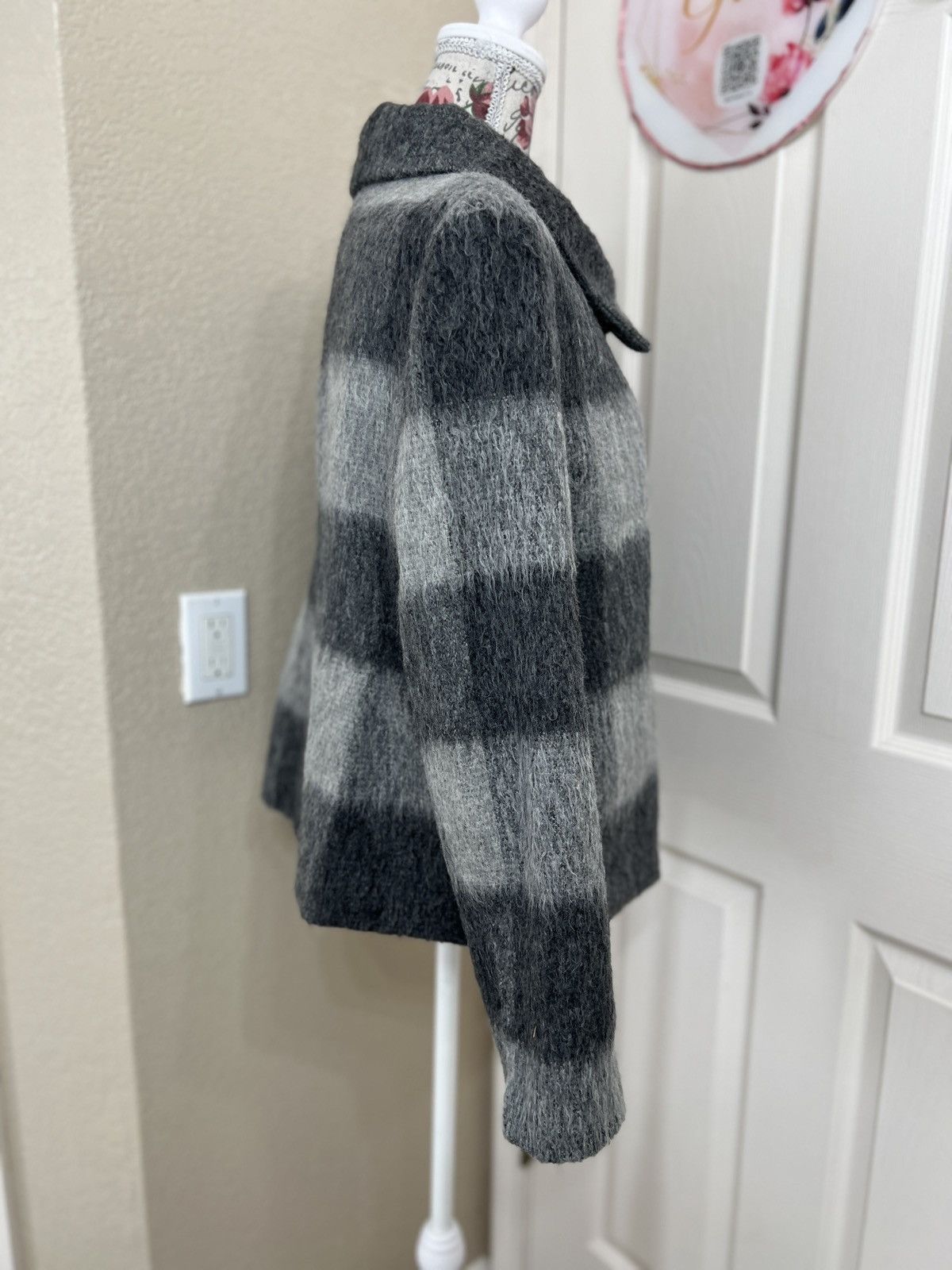 Talbots Talbots Gray Plaid alpaca, Wool Blend Women's Jacket size 14 Size XL / US 12-14 / IT 48-50 - 2 Thumbnail
