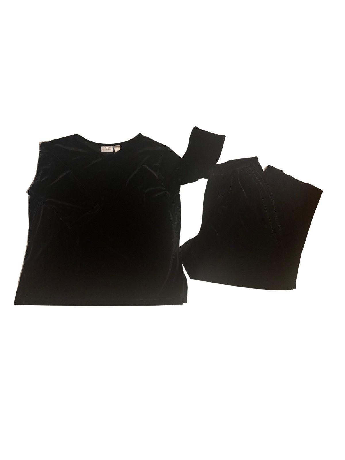 Liz Claiborne Womens black velvet Suit.ws4719 Size XL / US 12-14 / IT 48-50 - 1 Thumbnail