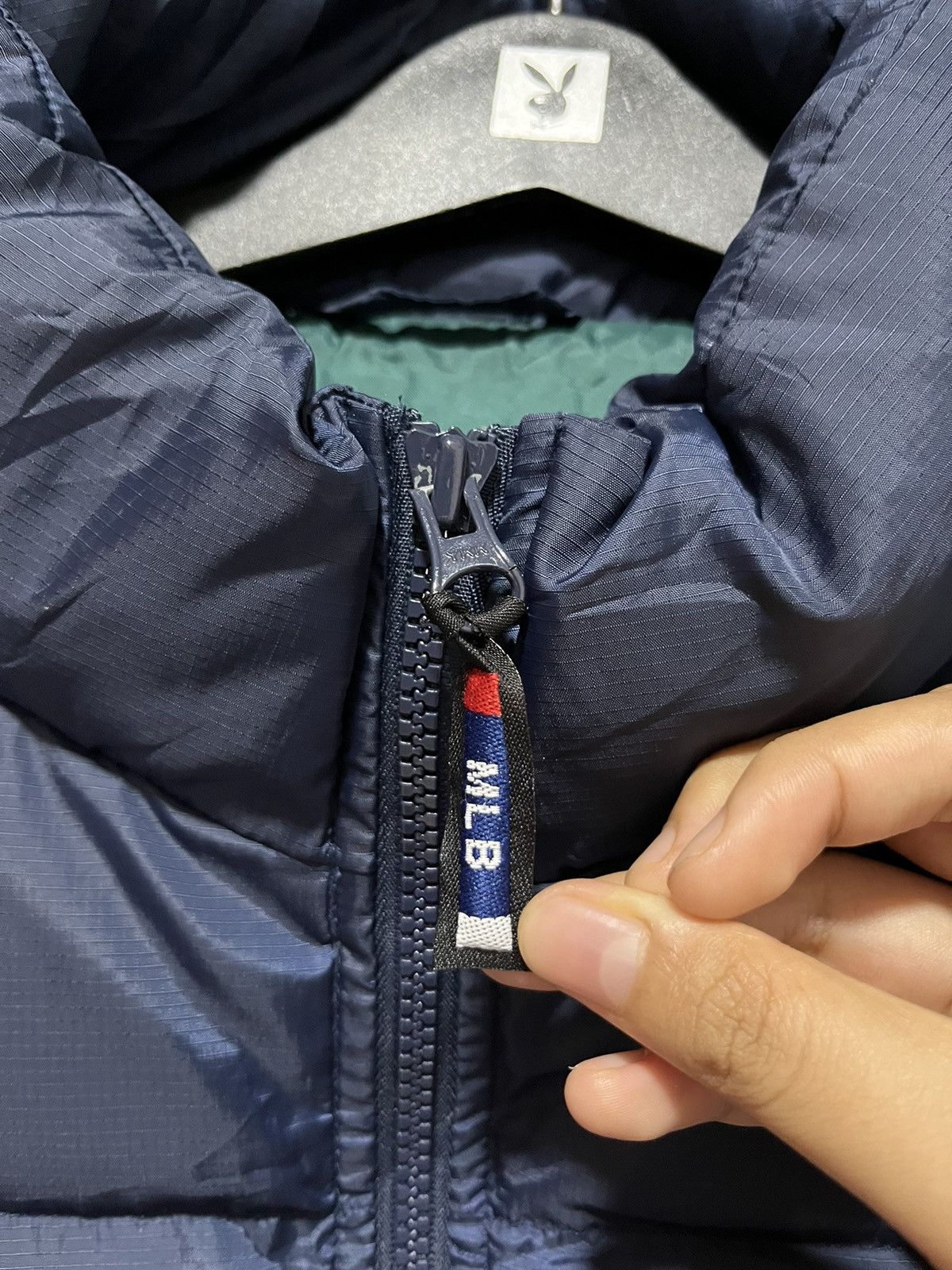 MLB × Vintage Vintage Seattle Mariners Down Jacket Puffer Size US L / EU 52-54 / 3 - 7 Thumbnail