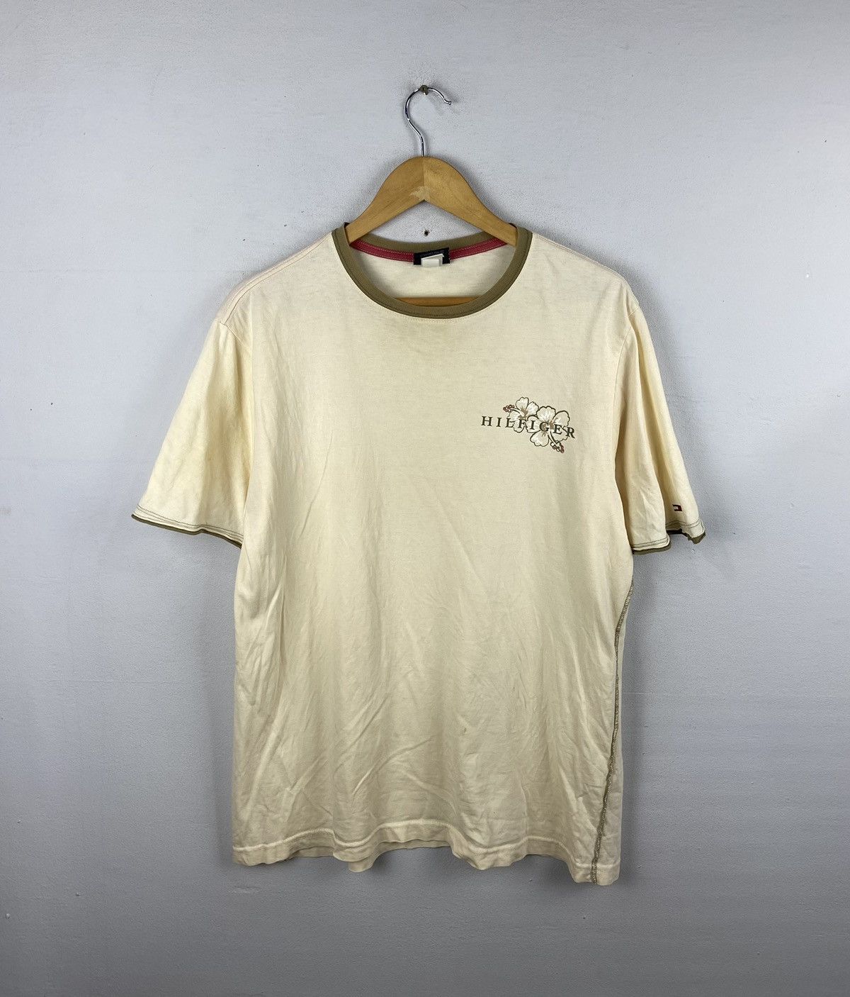 Tommy Hilfiger × Vintage 💛SEND OFFER 💛 TOMMY SURF HILFIGER SURF CLASSIC Size US S / EU 44-46 / 1 - 5 Thumbnail