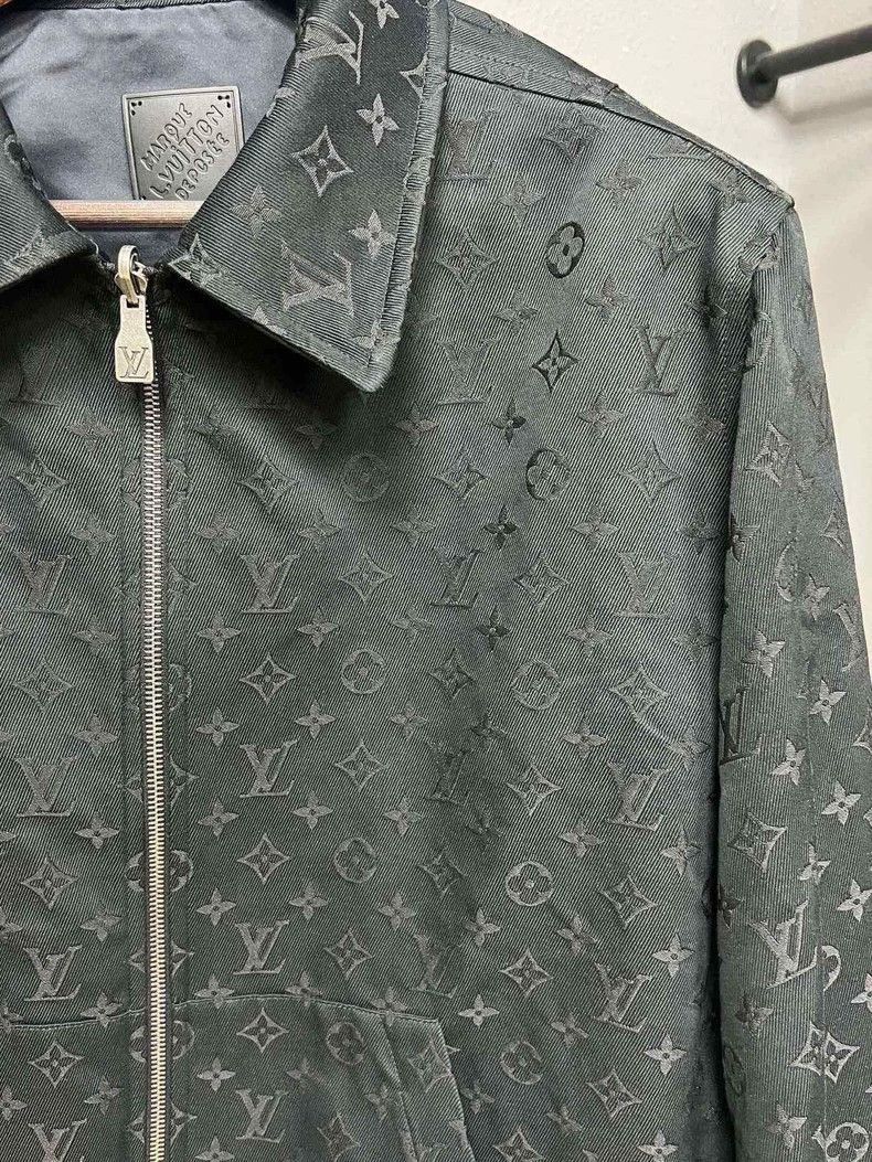 Louis Vuitton Louis Vuitton Louis Vuitton Dark Pattern Double-Sided Jack Size US L / EU 52-54 / 3 - 6 Thumbnail