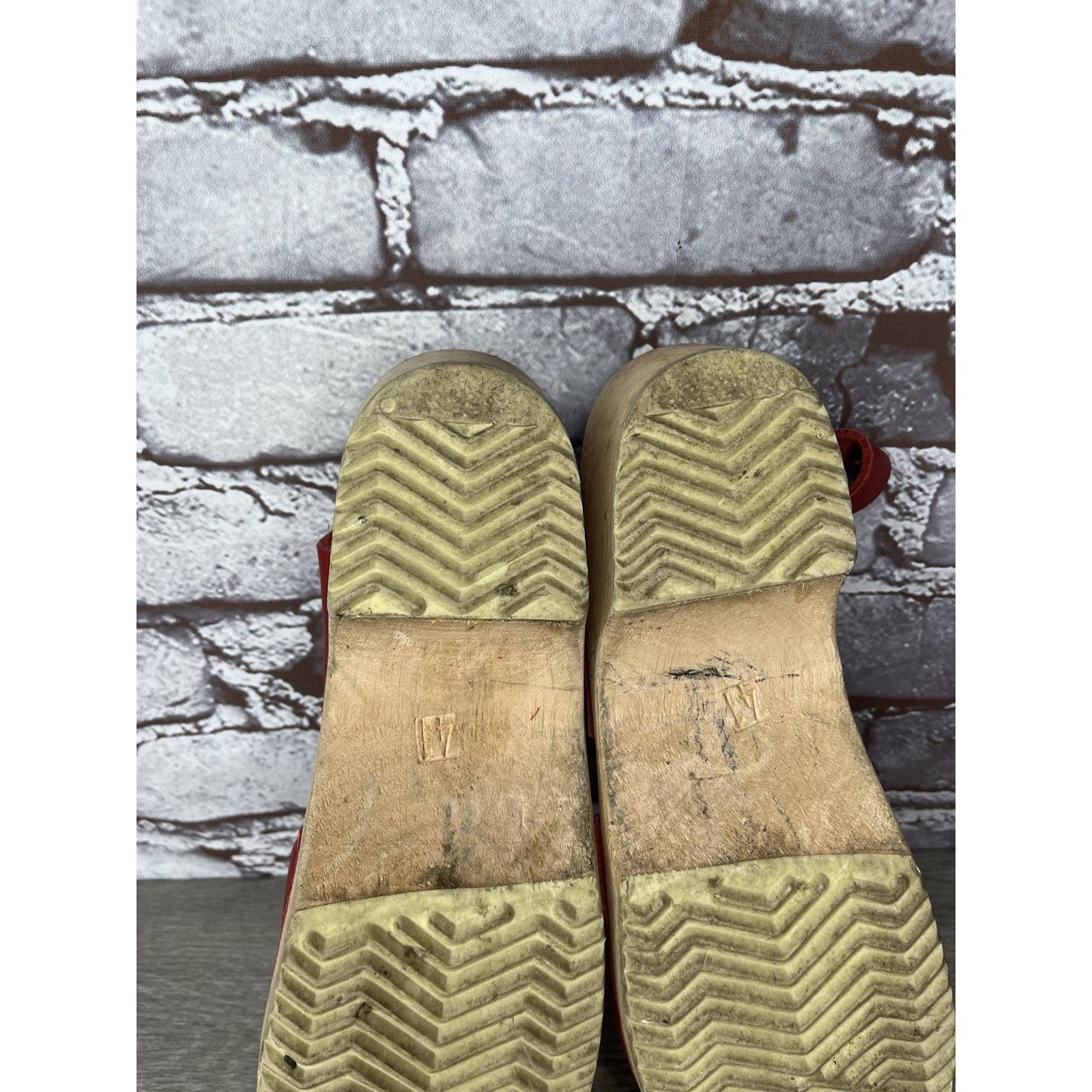 Warren Lotas Lotta's Stockholm T-bar Highwood Red Leather Clogs Nubuck Wo Size US 10.5 / IT 40.5 - 19 Thumbnail