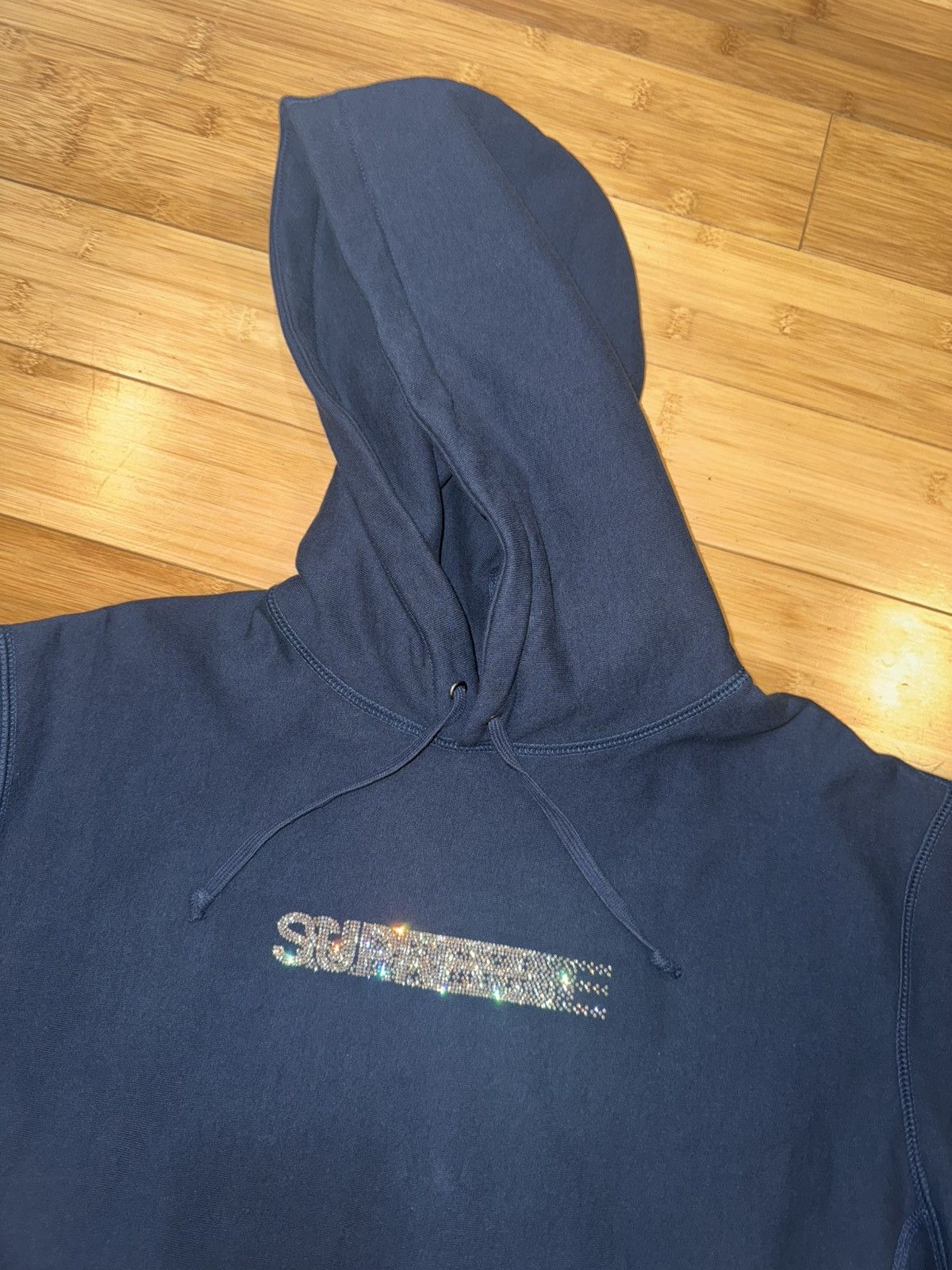 Supreme Supreme Swarovski Motion Logo Hoodie Navy (FW25) - Small Size US S / EU 44-46 / 1 - 2 Thumbnail
