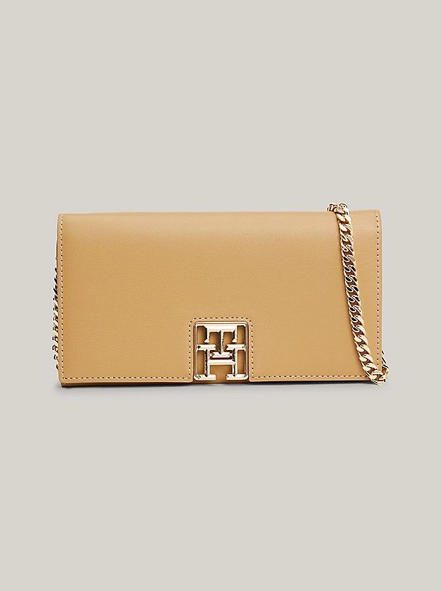 o1loc1c0824 Size: OS / Shoulder Bag in Khaki