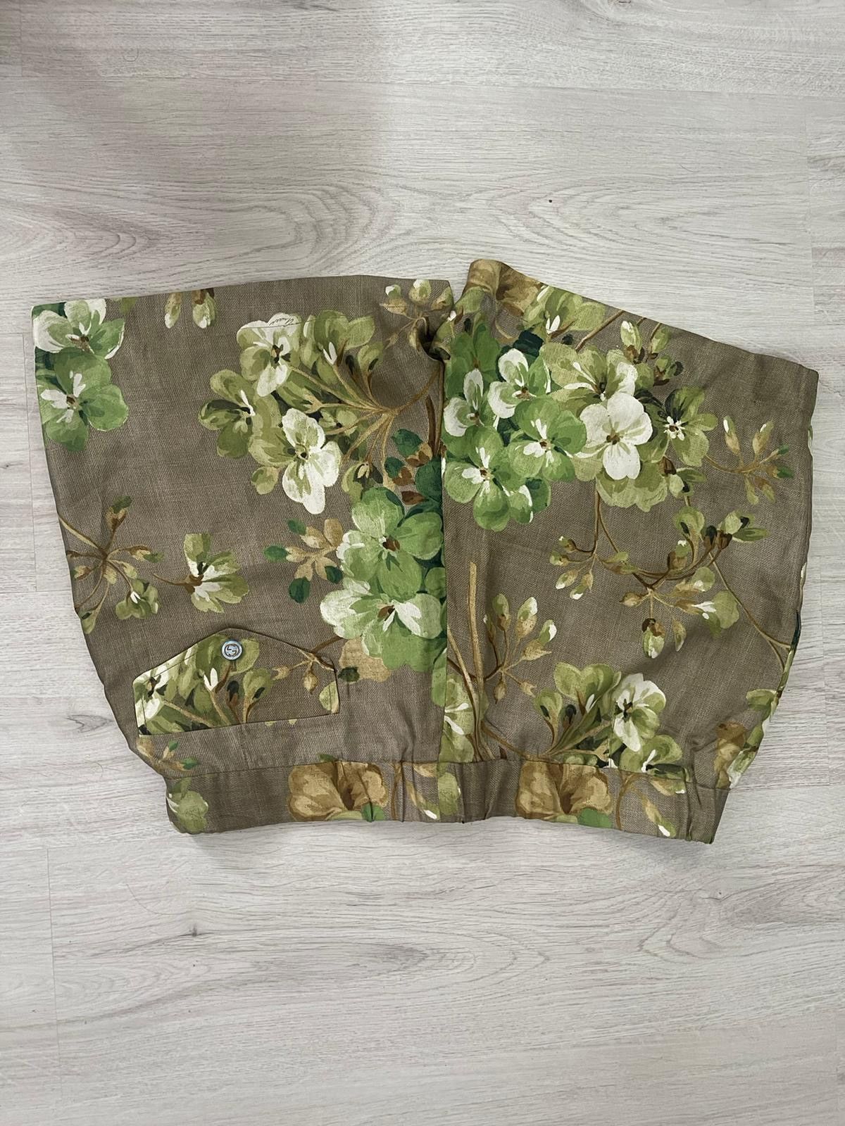 Gucci Gucci Floral Silk Elegant Shorts Size US 42 / EU 58 - 2 Thumbnail