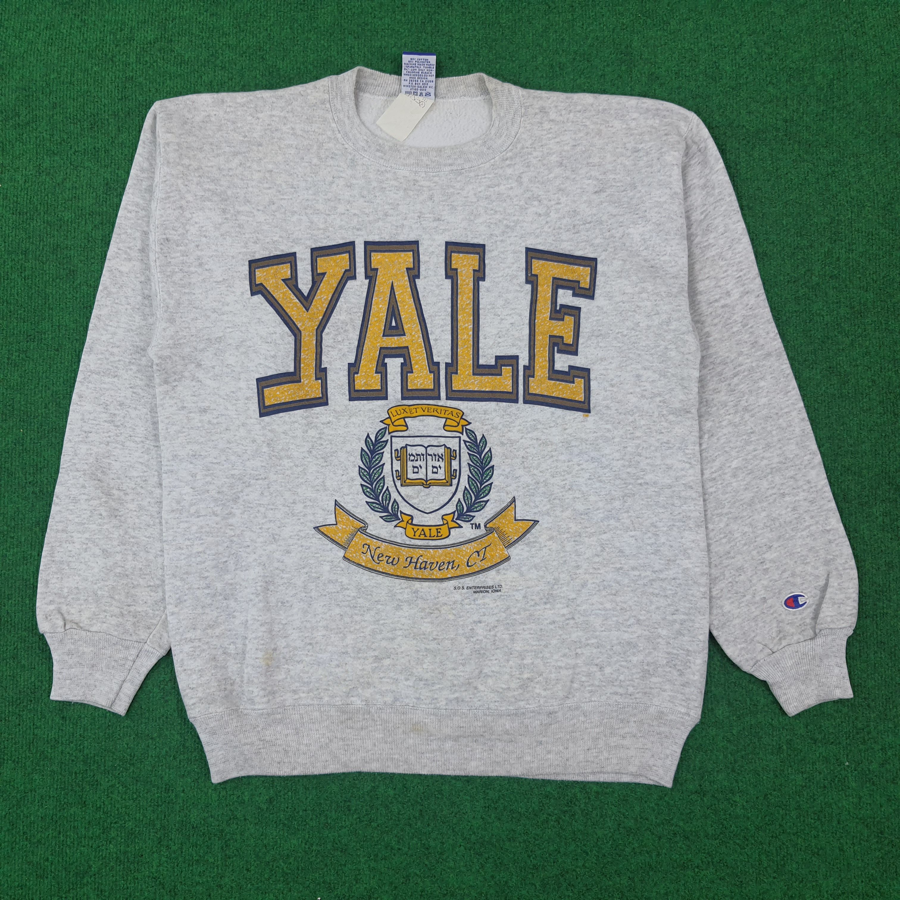 Champion × Vintage Vintage YALE Luxet Veritas New Haven Connecticut Sweatshirt Size US M / EU 48-50 / 2 - 1 Thumbnail