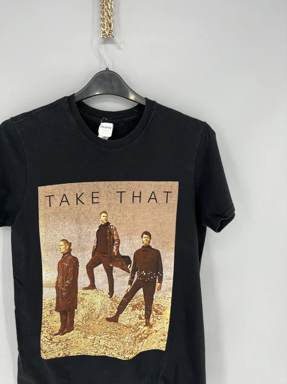 Band Tees Vintage Y2K Take That Tour T-shirt 2019 Band Streetwear Size US M / EU 48-50 / 2 - 3 Thumbnail