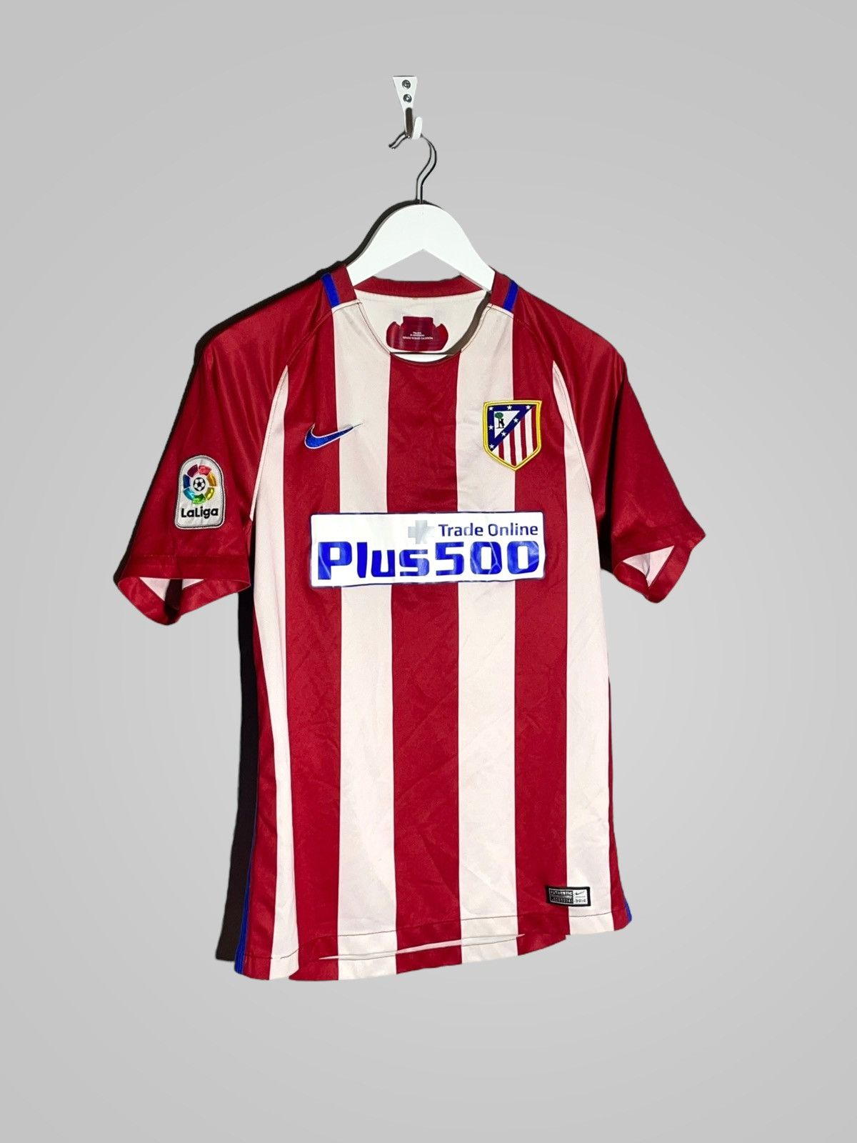 Nike Atletico Madrid Nike 2016/17 Home Football Shirt Size US S / EU 44-46 / 1 - 1 Thumbnail