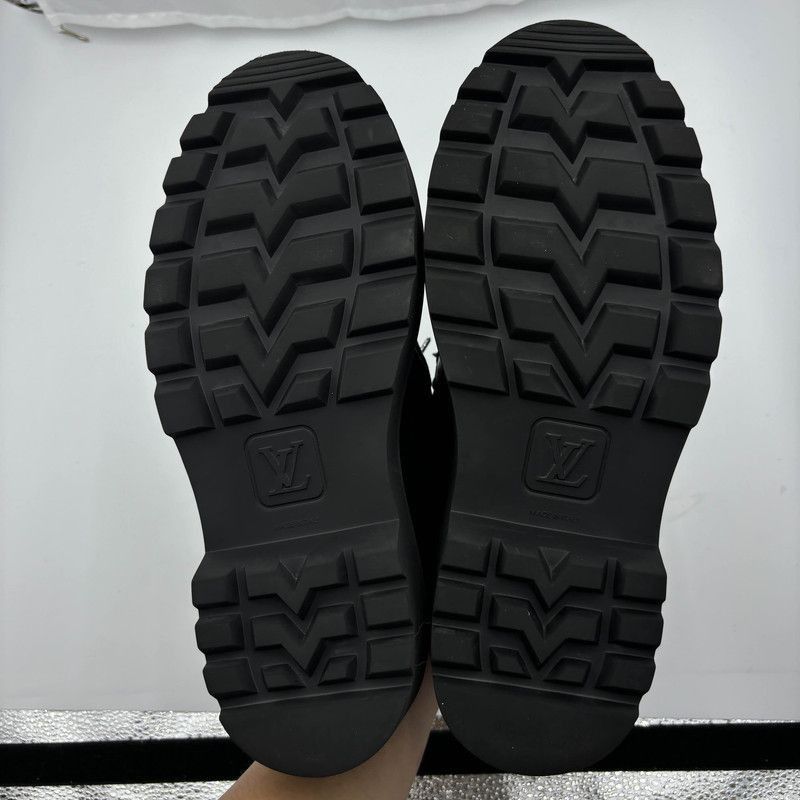 Louis Vuitton Ranger Black Casual Shoes for Men -2508