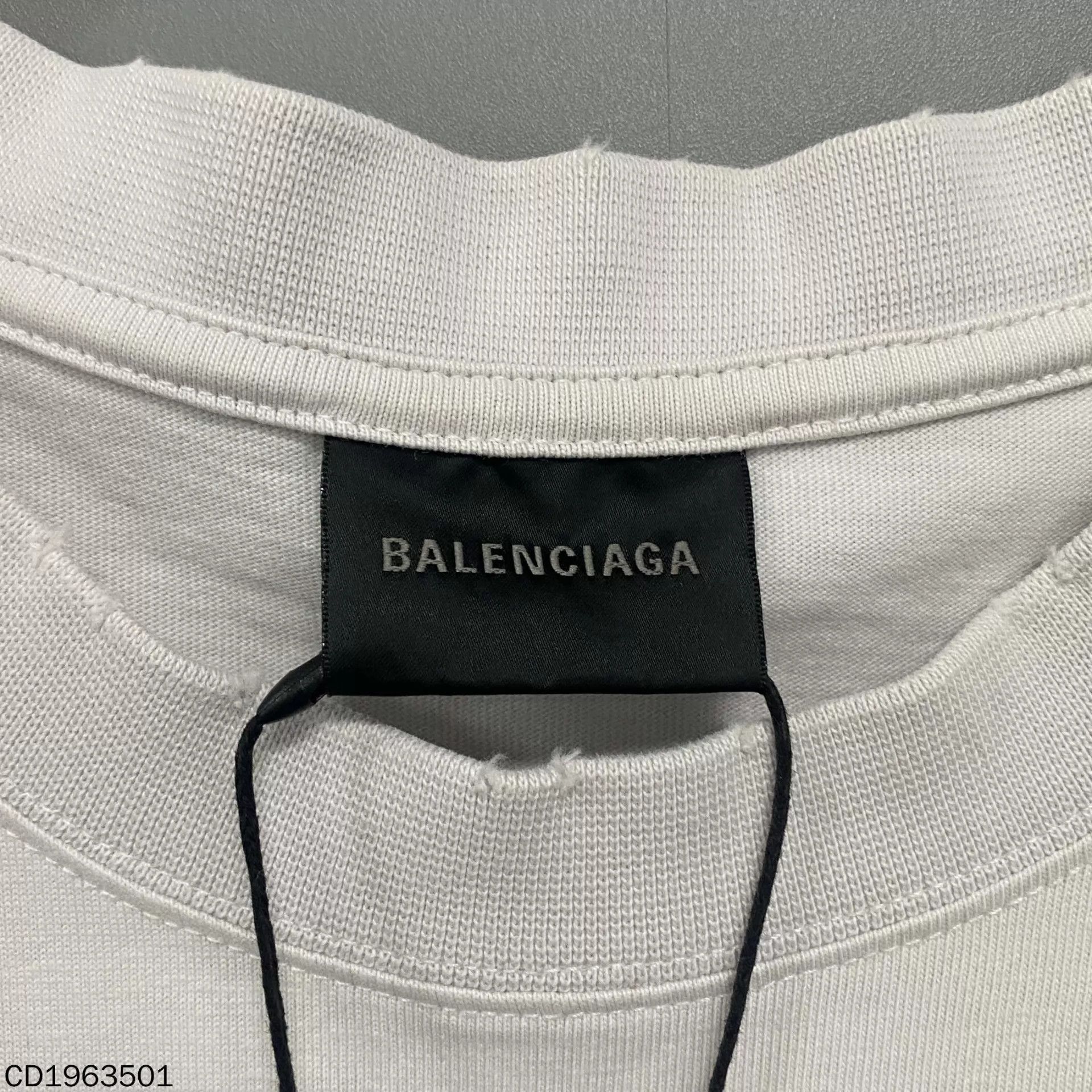 Balenciaga Balenciaga Reversed Letter Print SS Tee 95 New L Size L / US 10 / IT 46 - 4 Thumbnail
