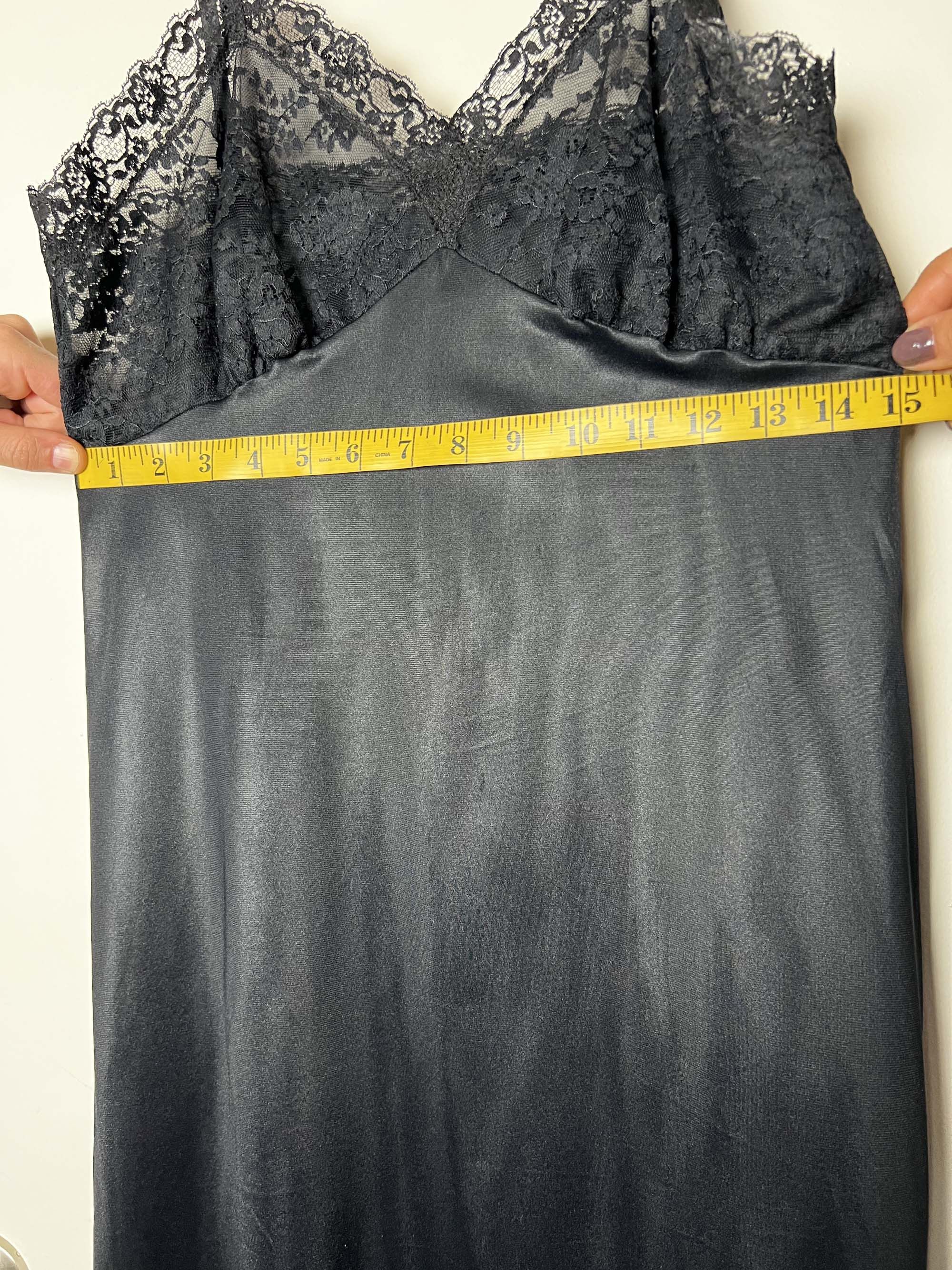 Vintage Vintage 1960's Black Lace Trimmed Slip Size ONE SIZE - 10 Thumbnail