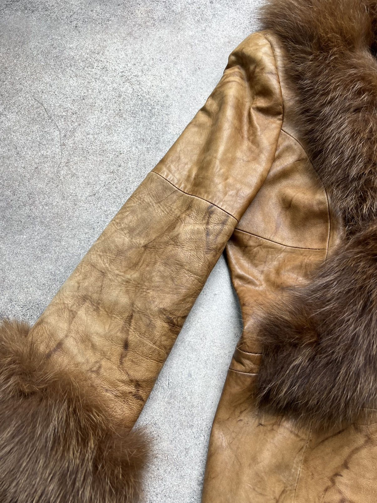 Vintage Vintage gorgeous fancy leather jacket with fur details Size S / US 4 / IT 40 - 3 Thumbnail